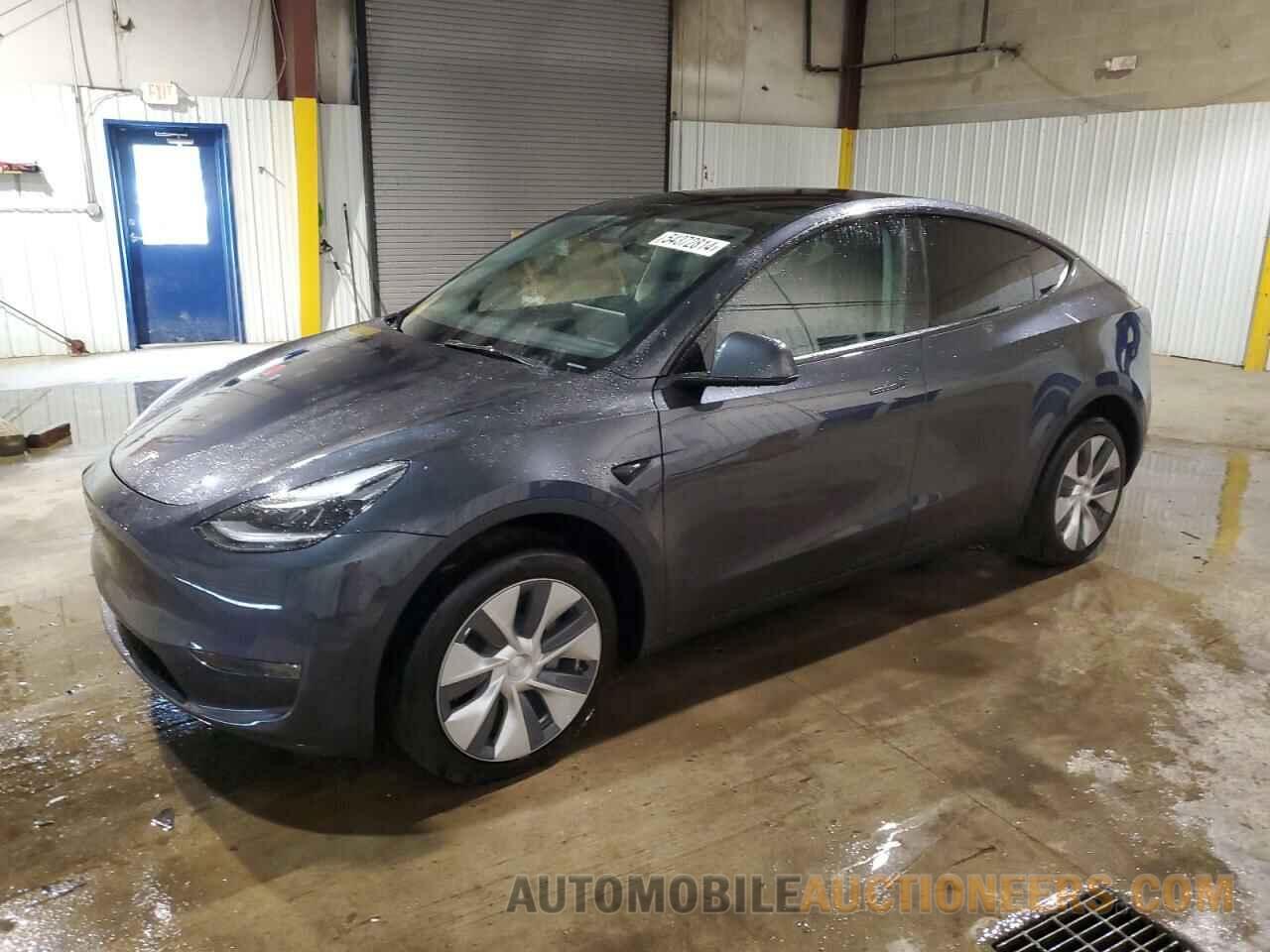 7SAYGDEE0RA261301 TESLA MODEL Y 2024