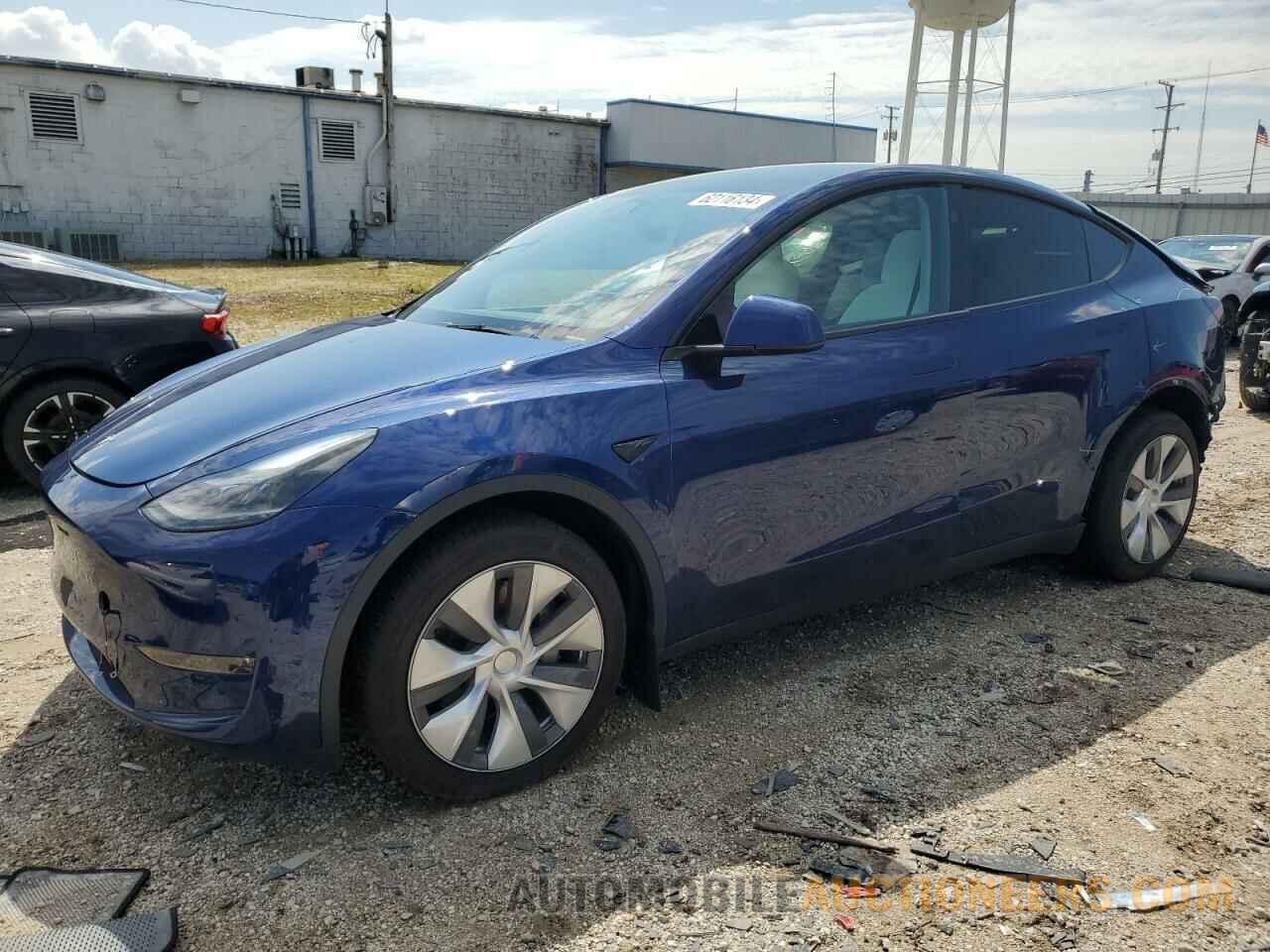 7SAYGDEE0RA266773 TESLA MODEL Y 2024