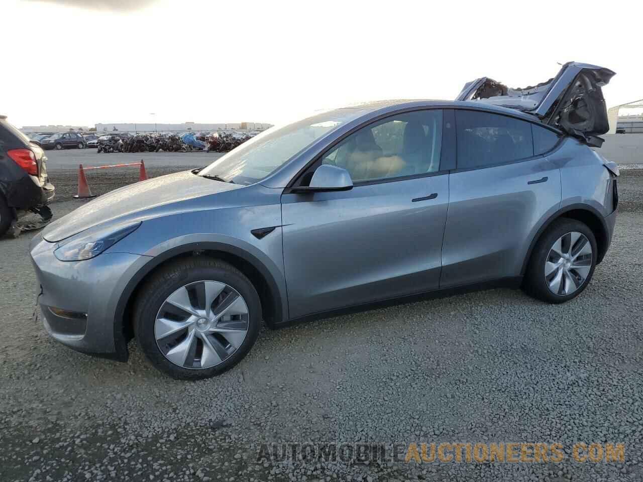 7SAYGDEE0RA283962 TESLA MODEL Y 2024