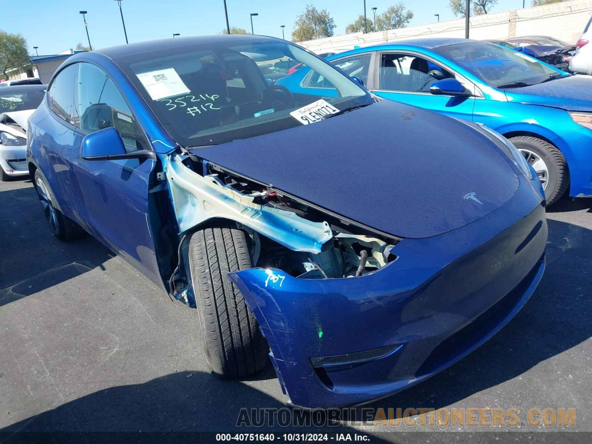 7SAYGDEE0RF007817 TESLA MODEL Y 2024