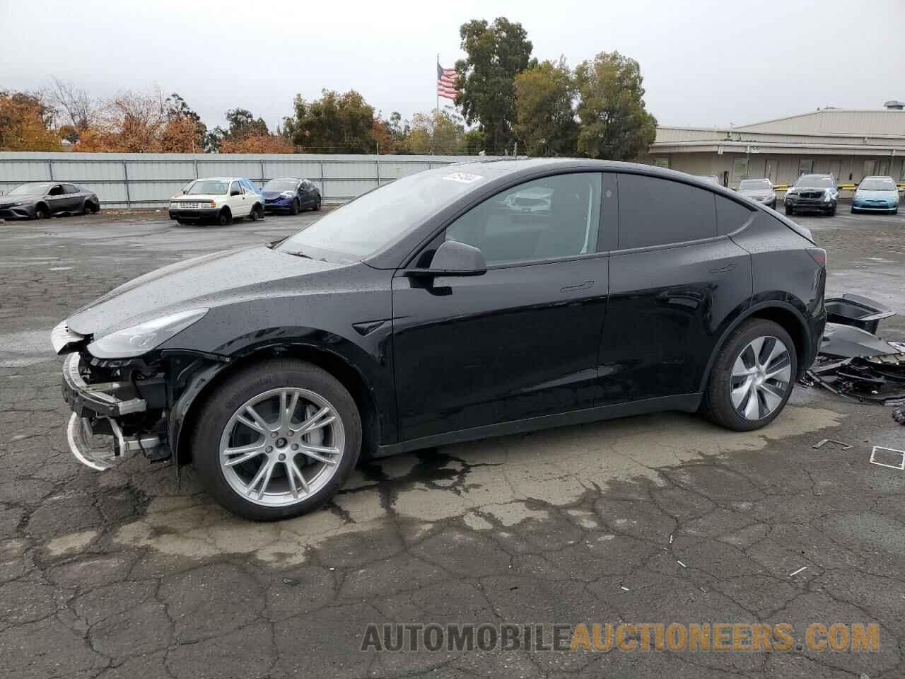 7SAYGDEE0RF069797 TESLA MODEL Y 2024