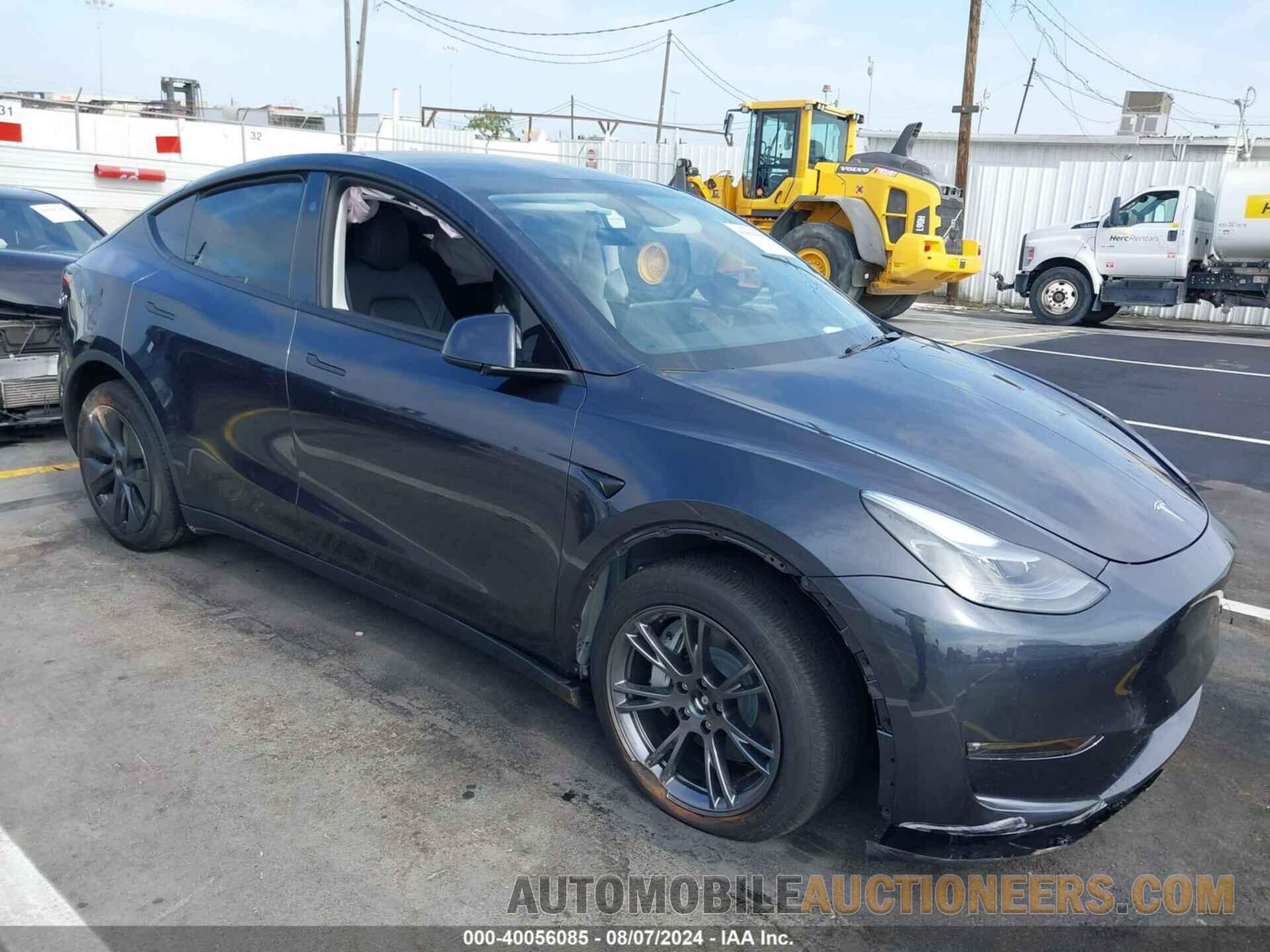 7SAYGDEE0RF125799 TESLA MODEL Y 2024