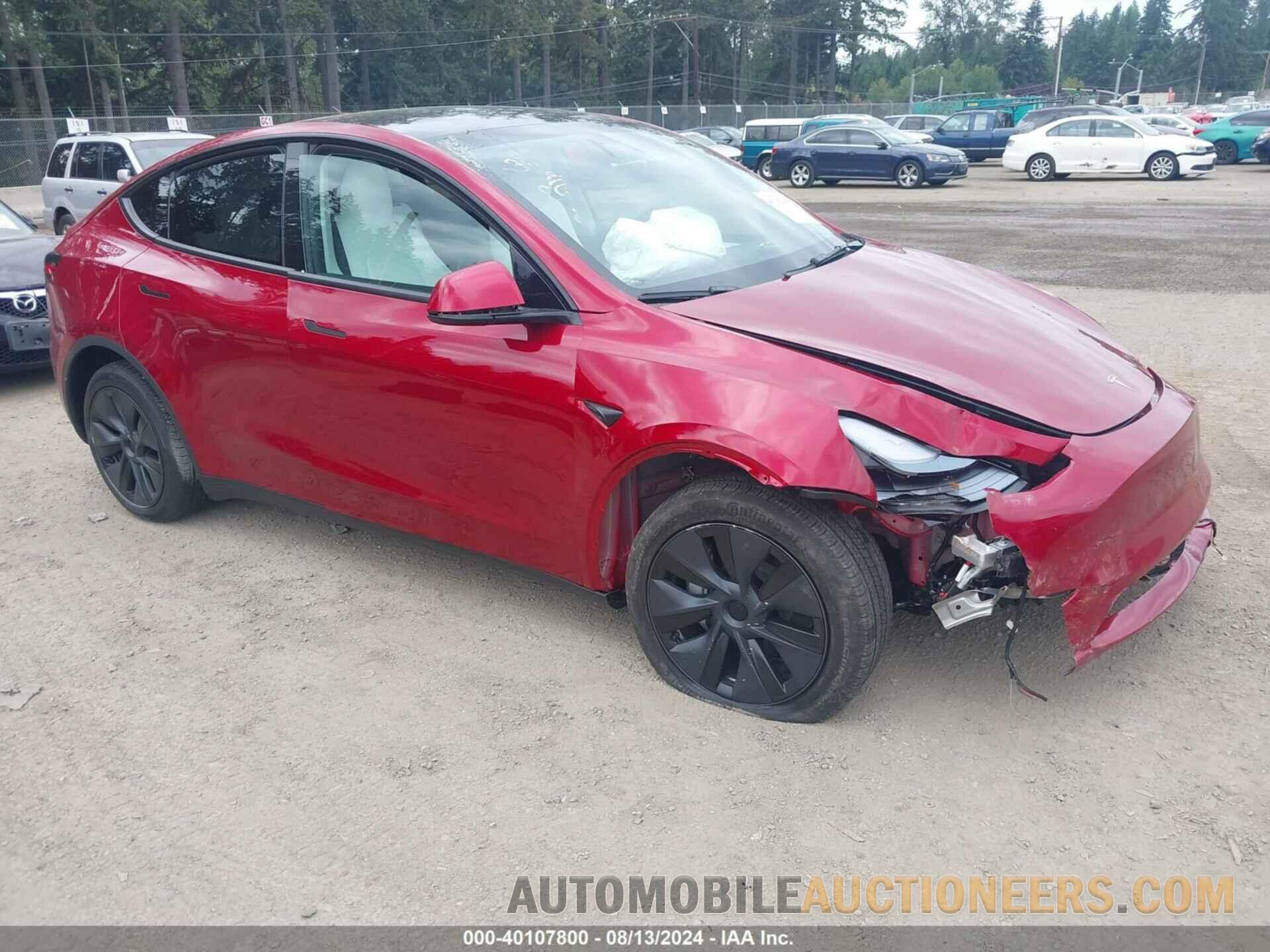 7SAYGDEE0RF164182 TESLA MODEL Y 2024