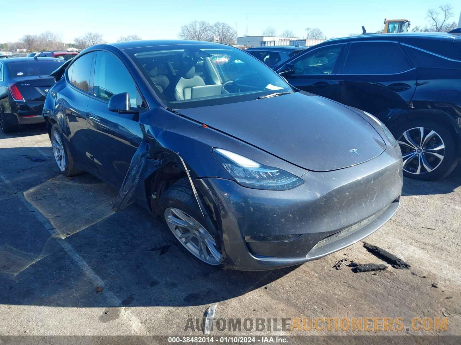 7SAYGDEE1NA005629 TESLA MODEL Y 2022