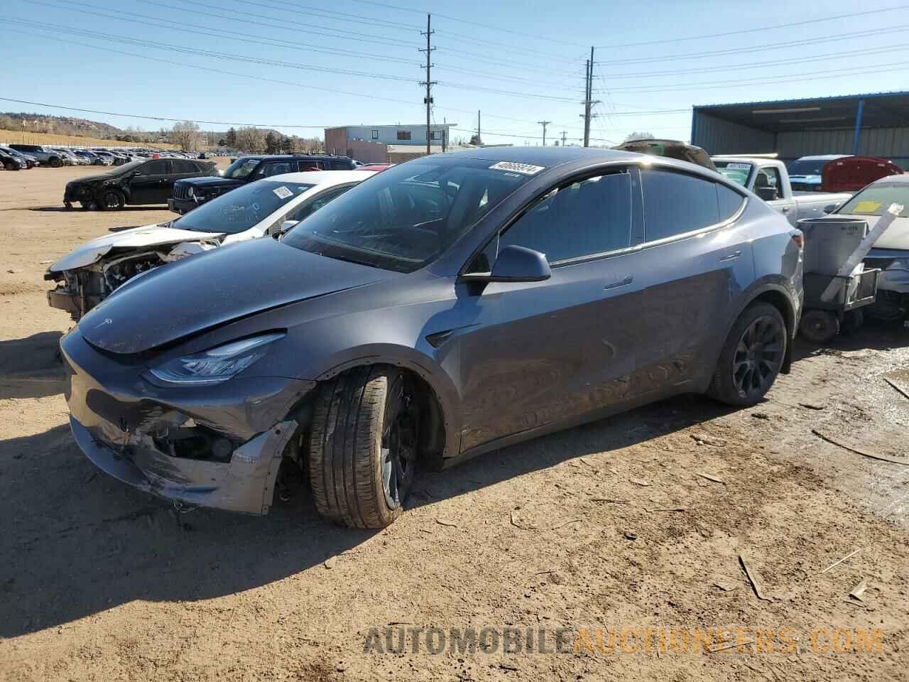 7SAYGDEE1NA013617 TESLA MODEL Y 2022