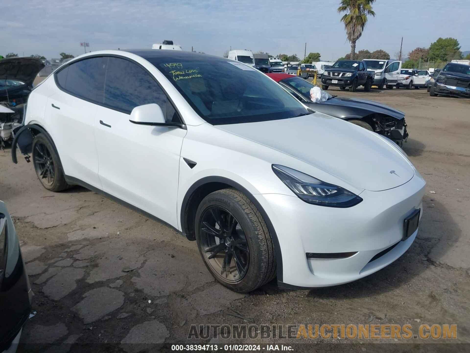 7SAYGDEE1NF339467 TESLA MODEL Y 2022