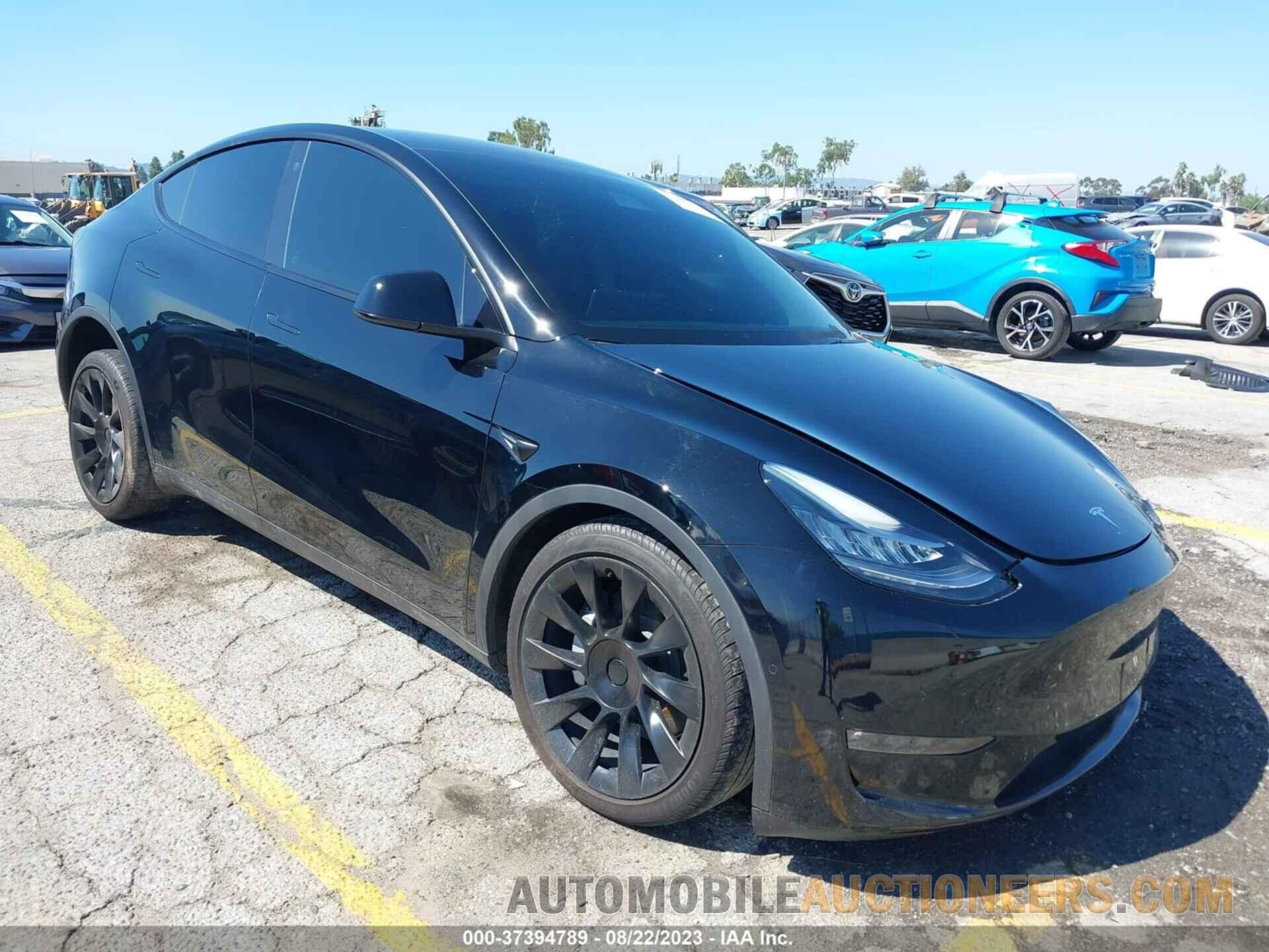 7SAYGDEE1NF370864 TESLA MODEL Y 2022