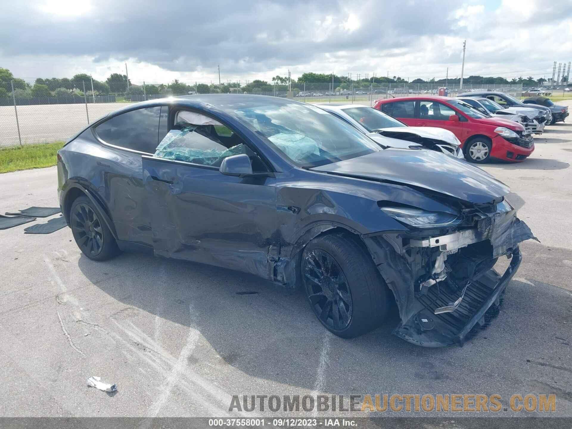 7SAYGDEE1NF400901 TESLA MODEL Y 2022