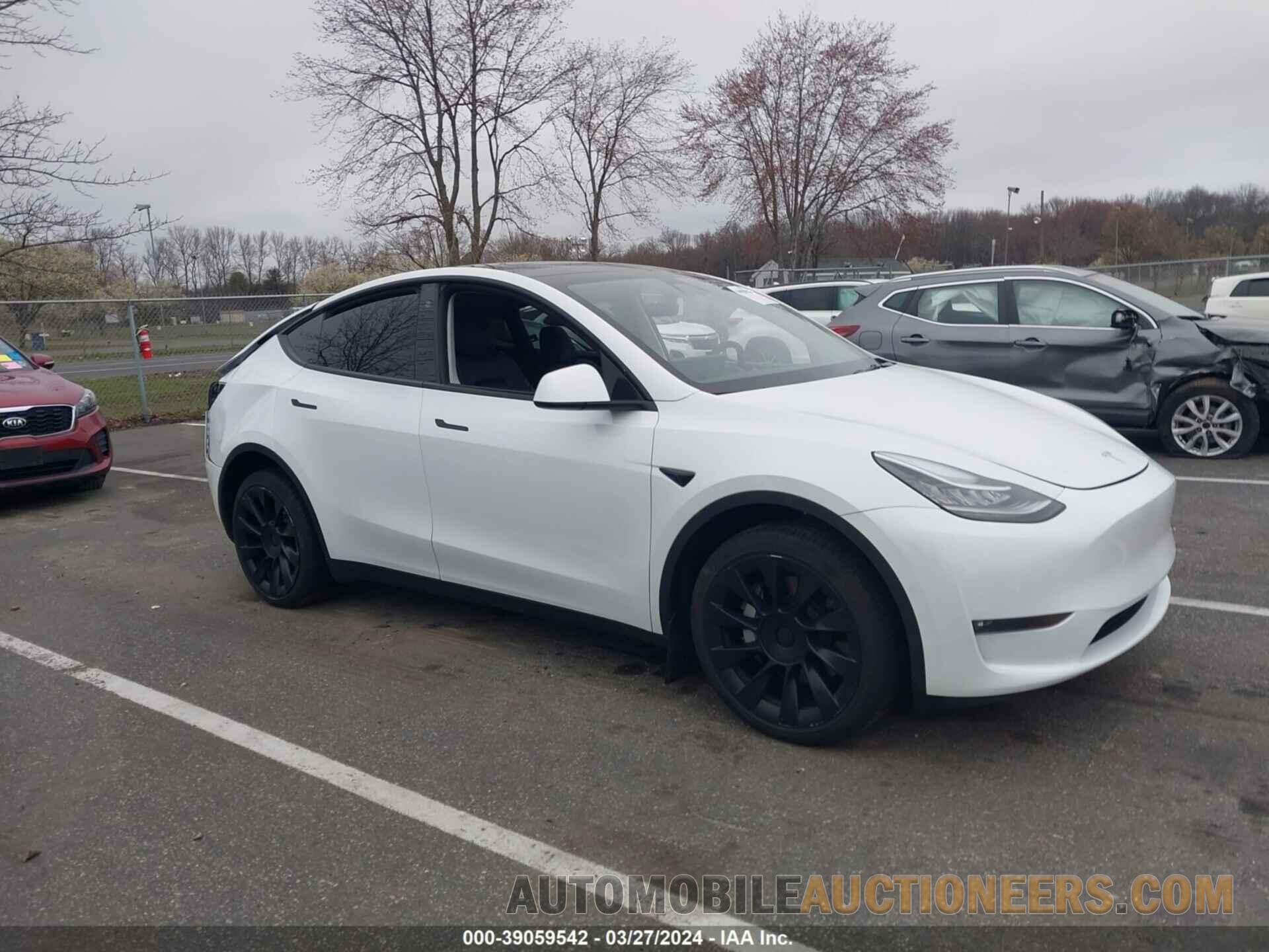 7SAYGDEE1NF436670 TESLA MODEL Y 2022