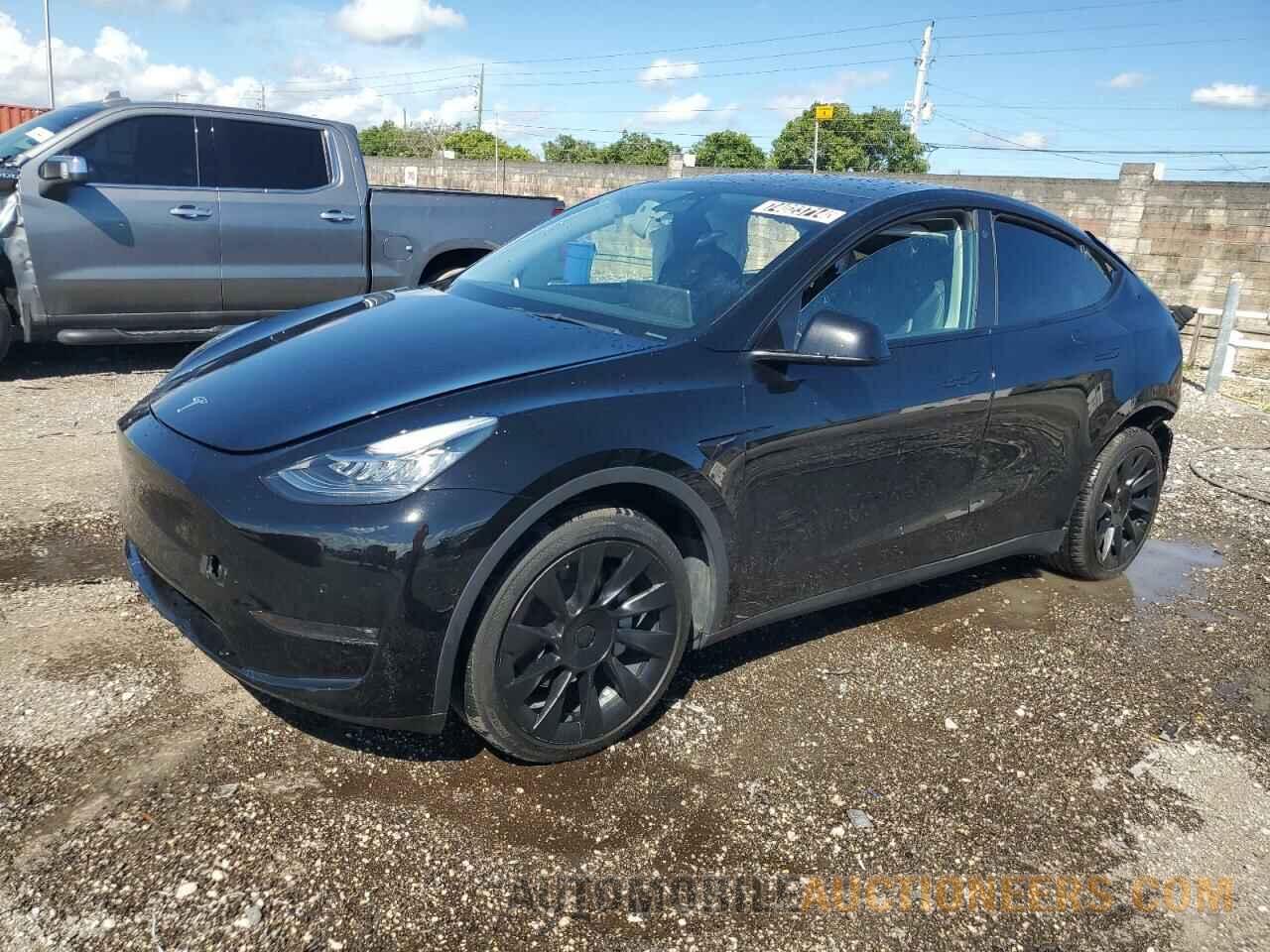 7SAYGDEE1NF480796 TESLA MODEL Y 2022