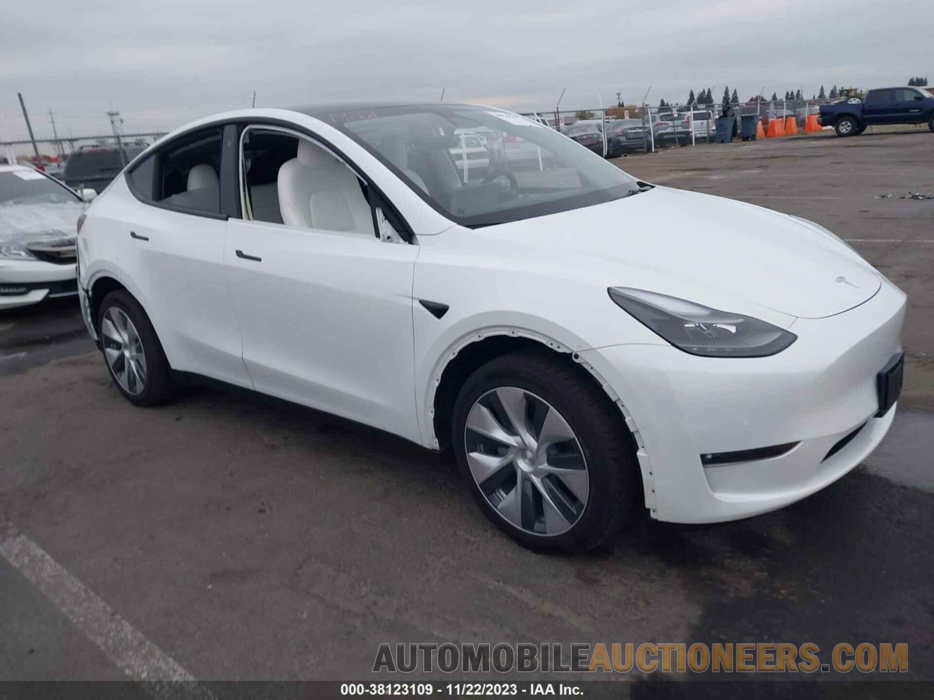 7SAYGDEE1NF552452 TESLA MODEL Y 2022