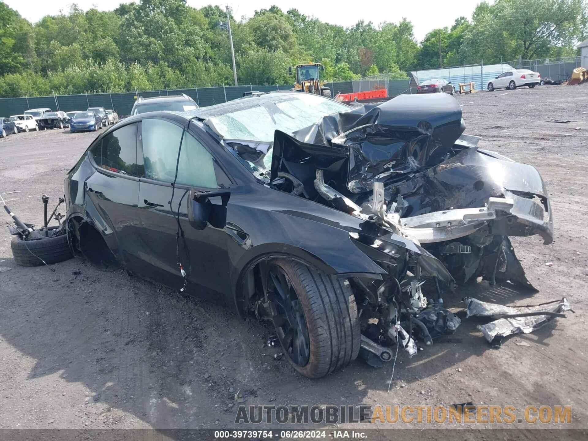 7SAYGDEE1PA184256 TESLA MODEL Y 2023