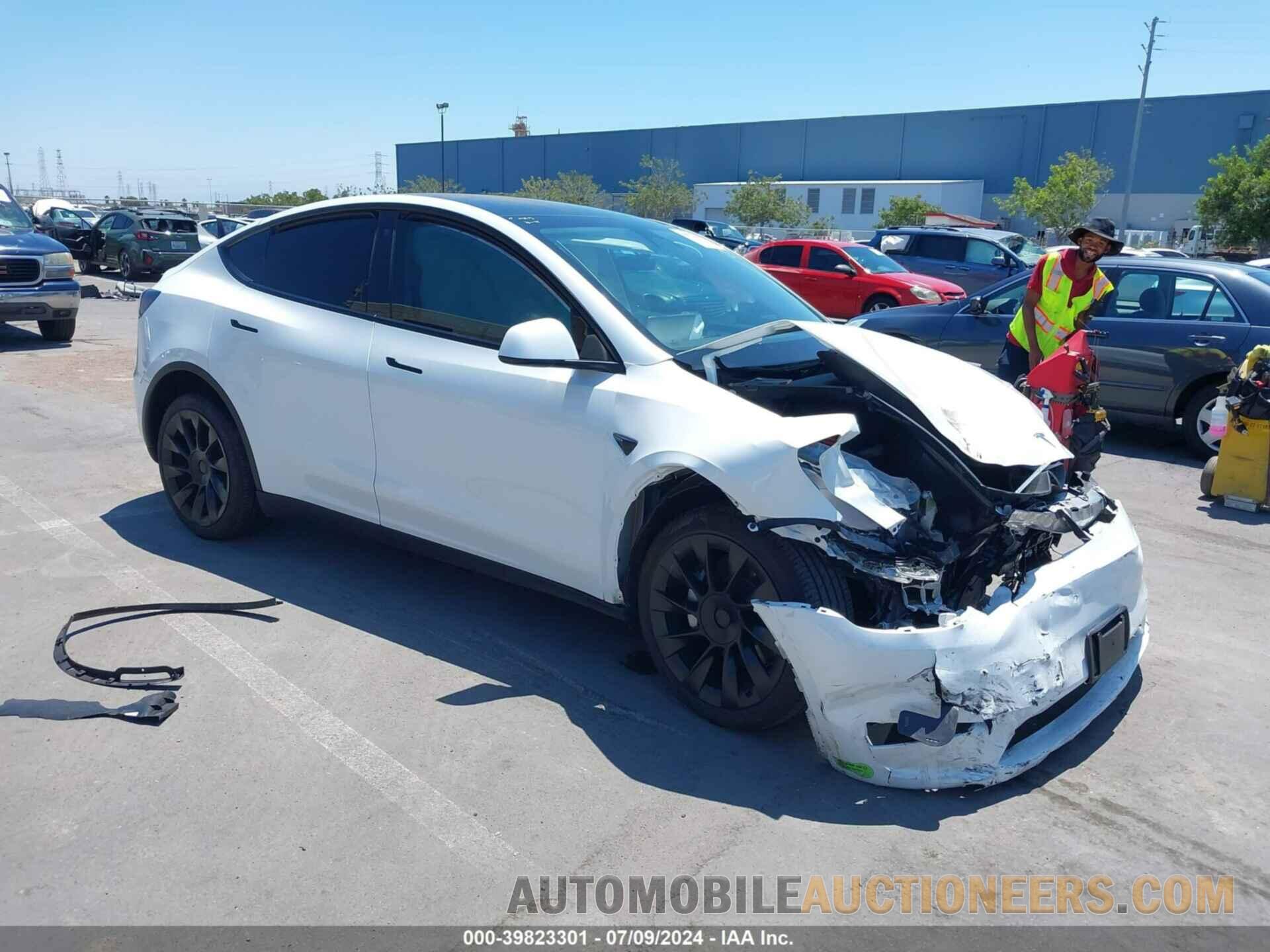 7SAYGDEE1PF627279 TESLA MODEL Y 2023