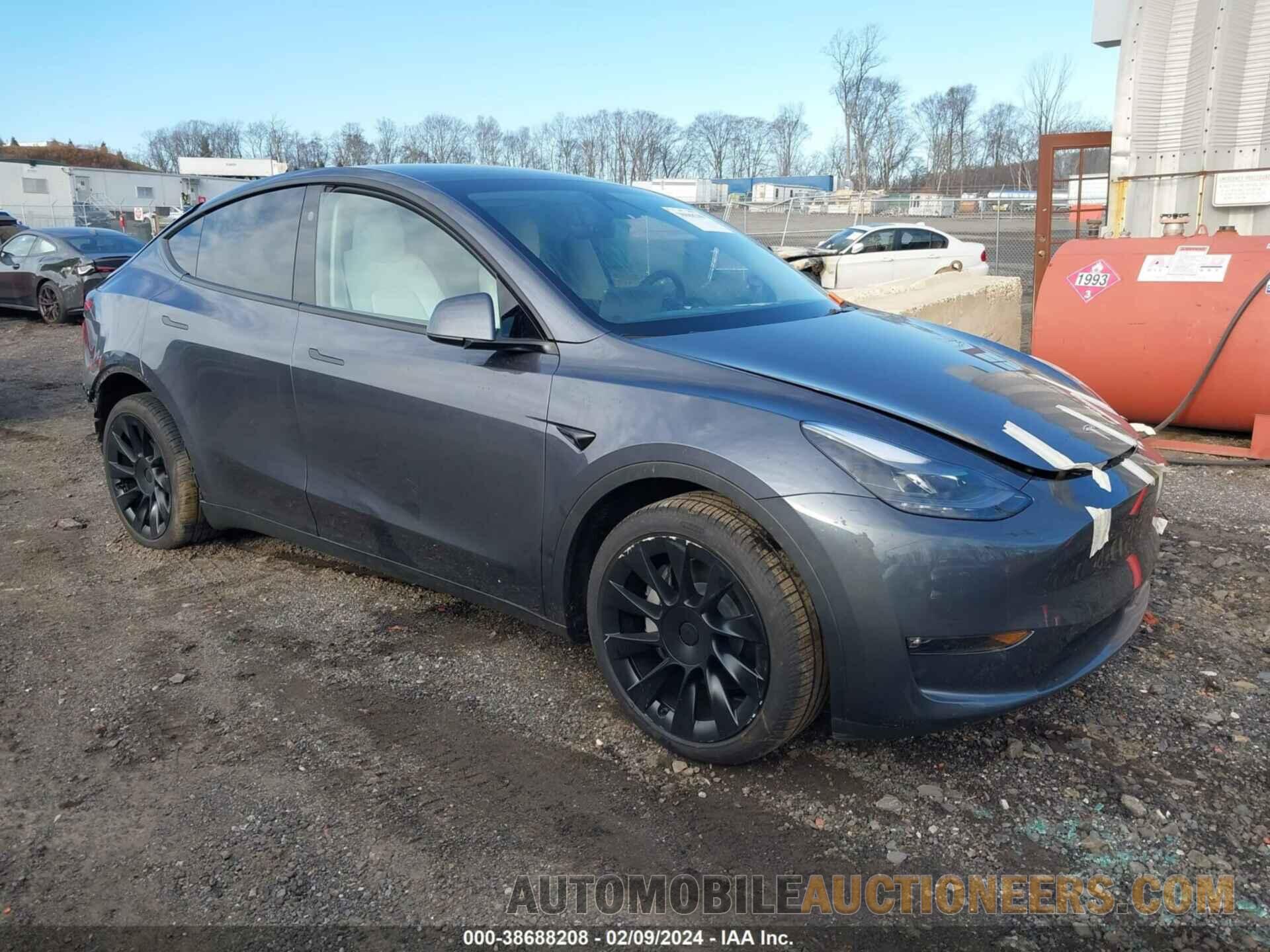 7SAYGDEE1PF857887 TESLA MODEL Y 2023