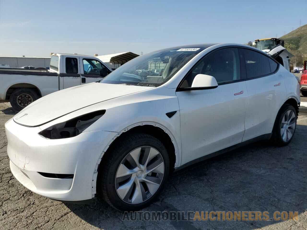 7SAYGDEE1RA225245 TESLA MODEL Y 2024