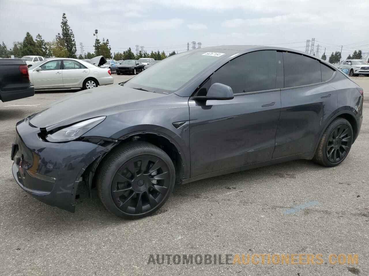 7SAYGDEE1RA227884 TESLA MODEL Y 2024