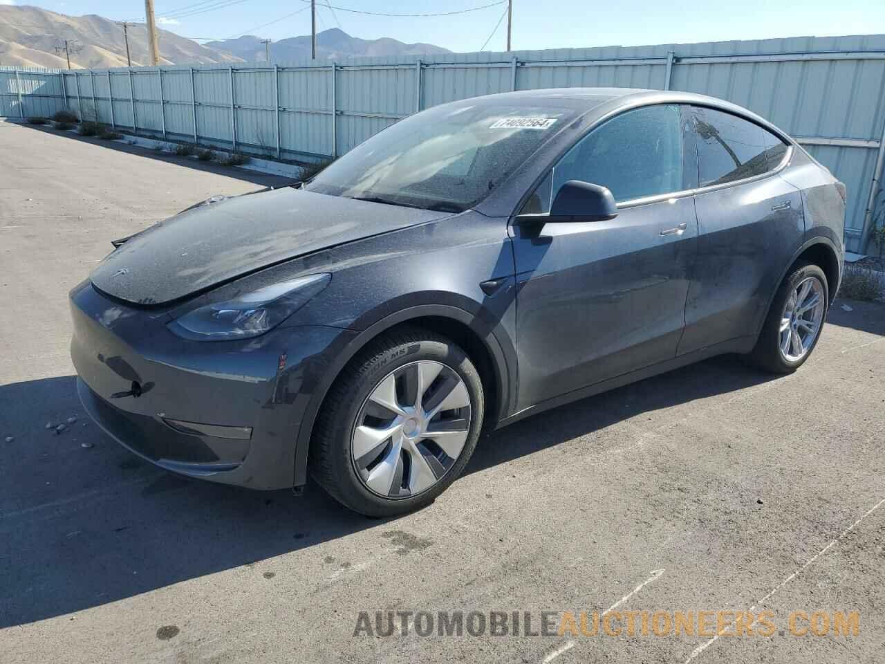 7SAYGDEE1RA241977 TESLA MODEL Y 2024