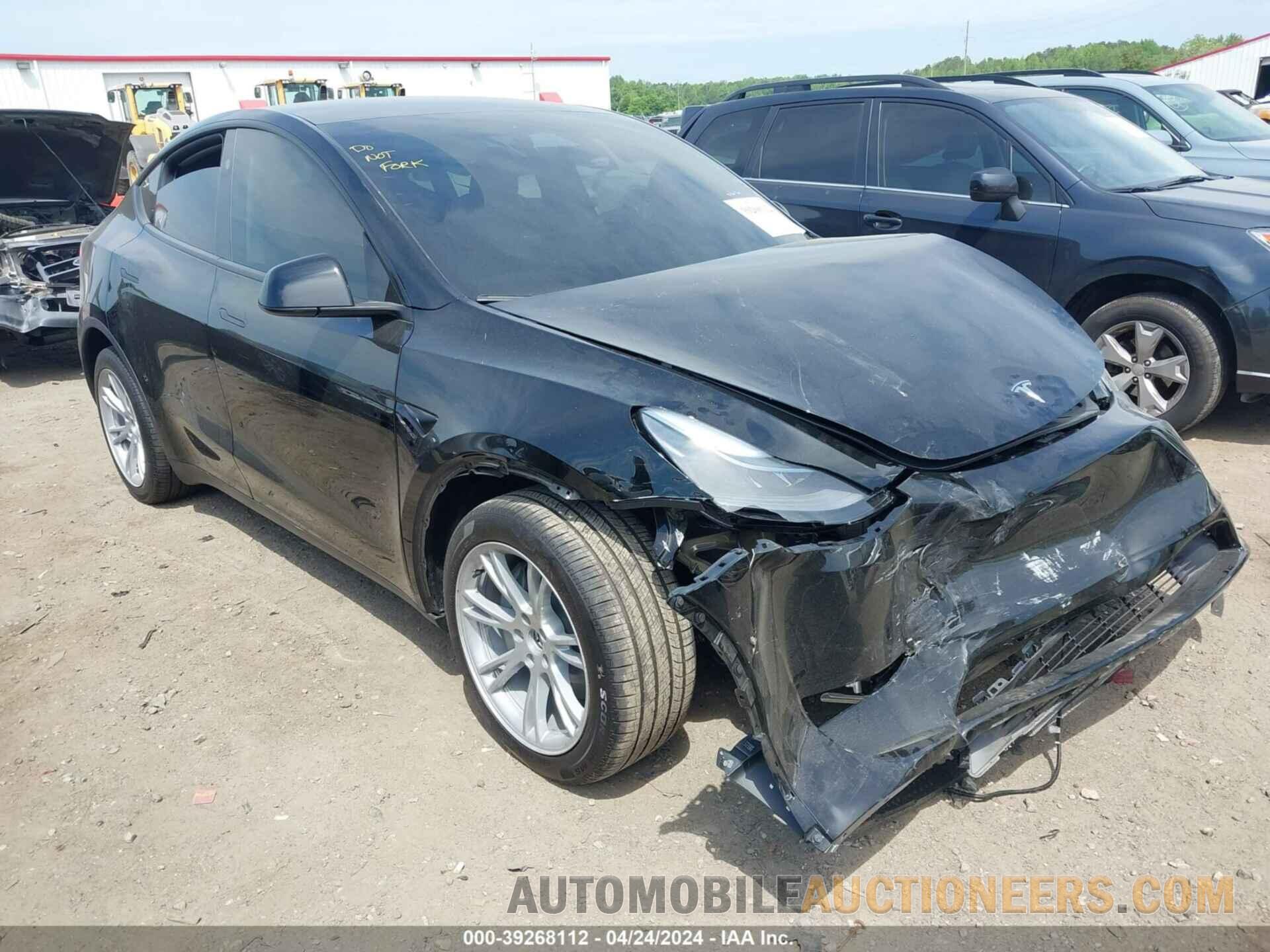 7SAYGDEE1RA251456 TESLA MODEL Y 2024