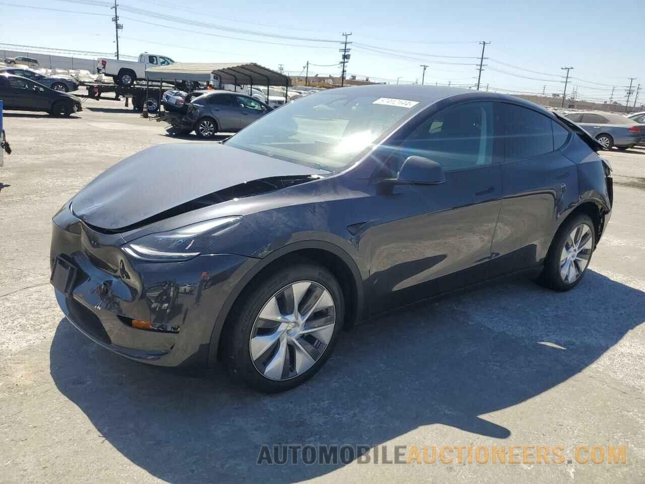 7SAYGDEE1RA264353 TESLA MODEL Y 2024