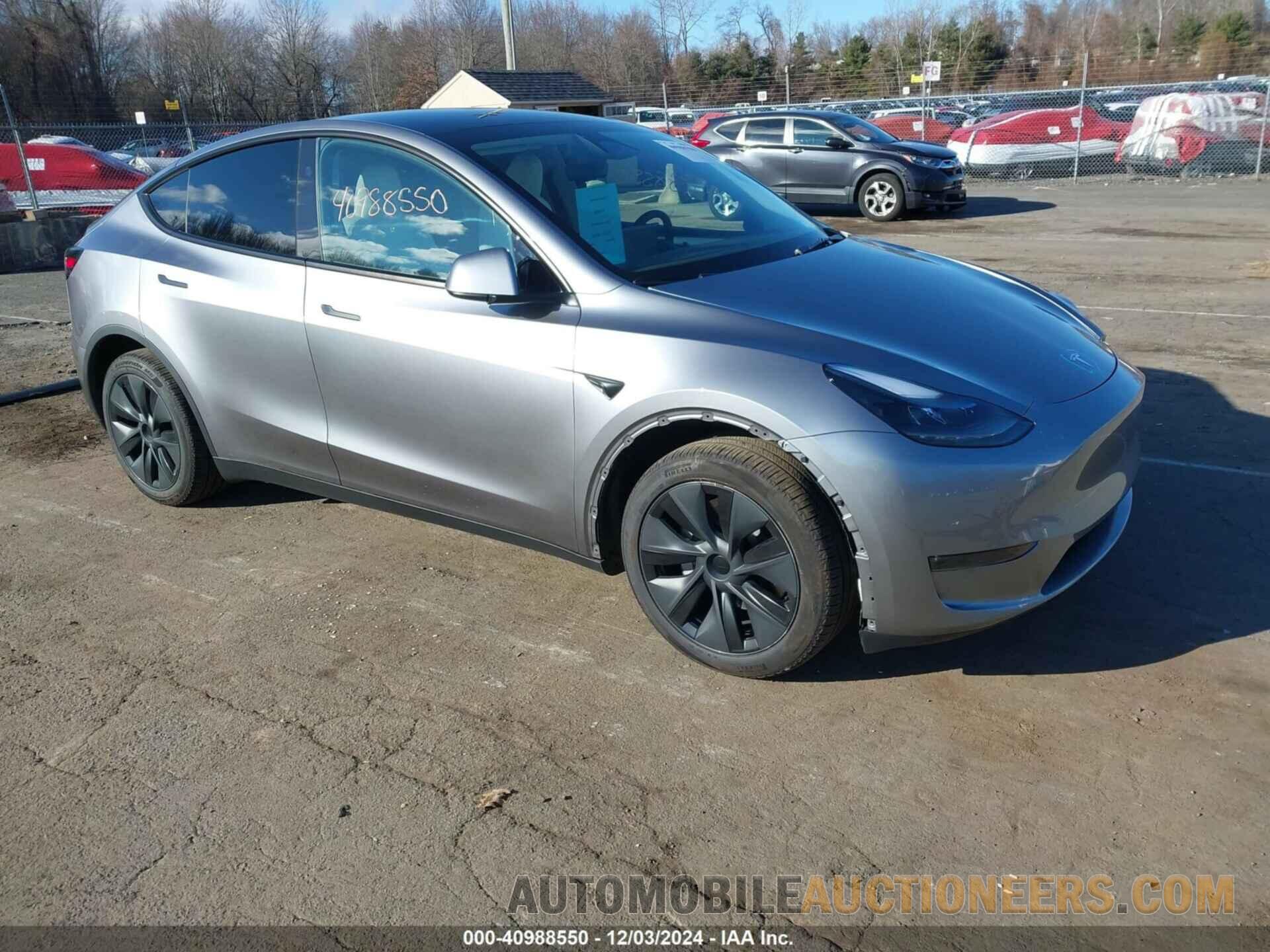 7SAYGDEE1RA293948 TESLA MODEL Y 2024