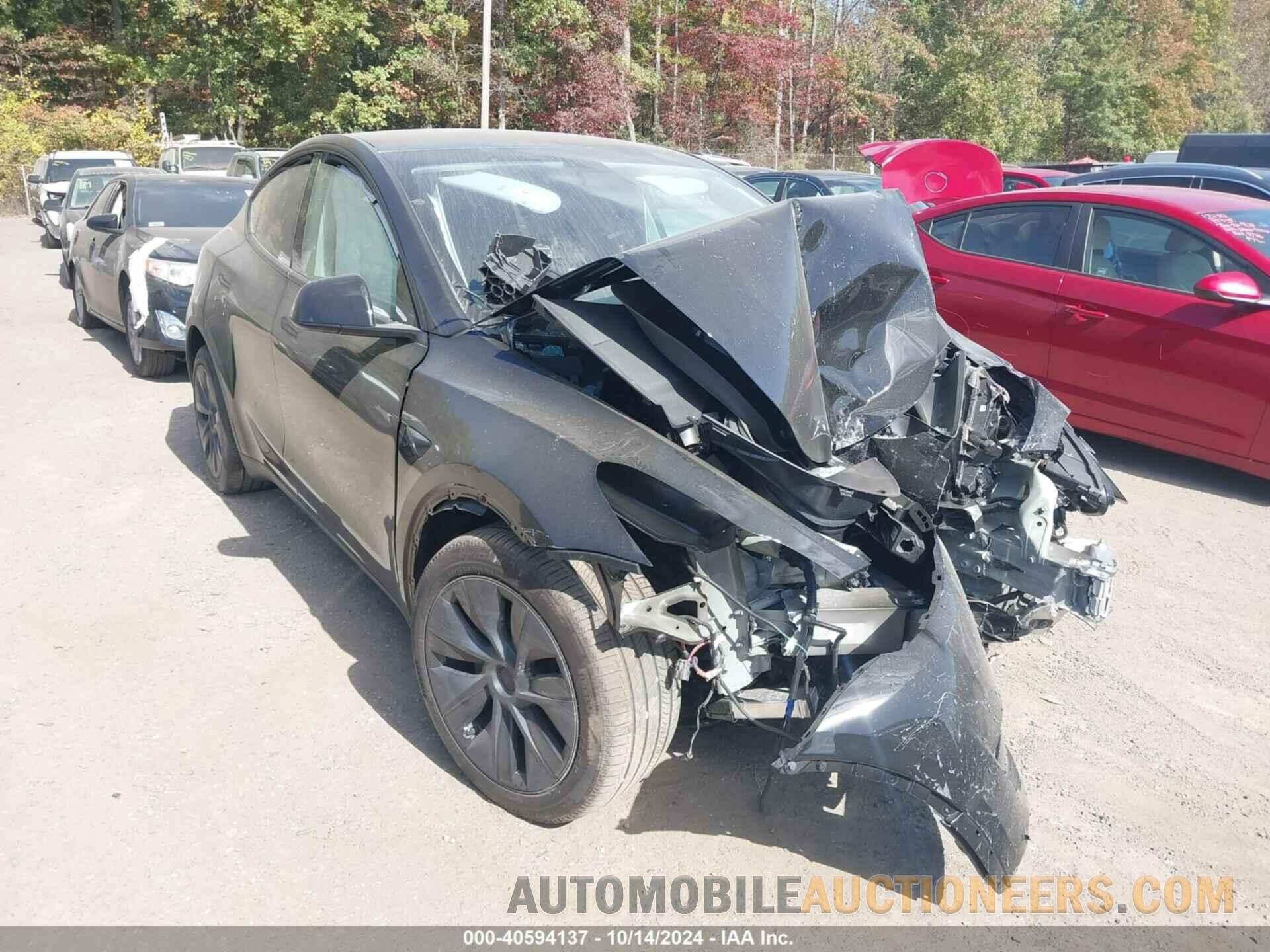 7SAYGDEE1RA322705 TESLA MODEL Y 2024