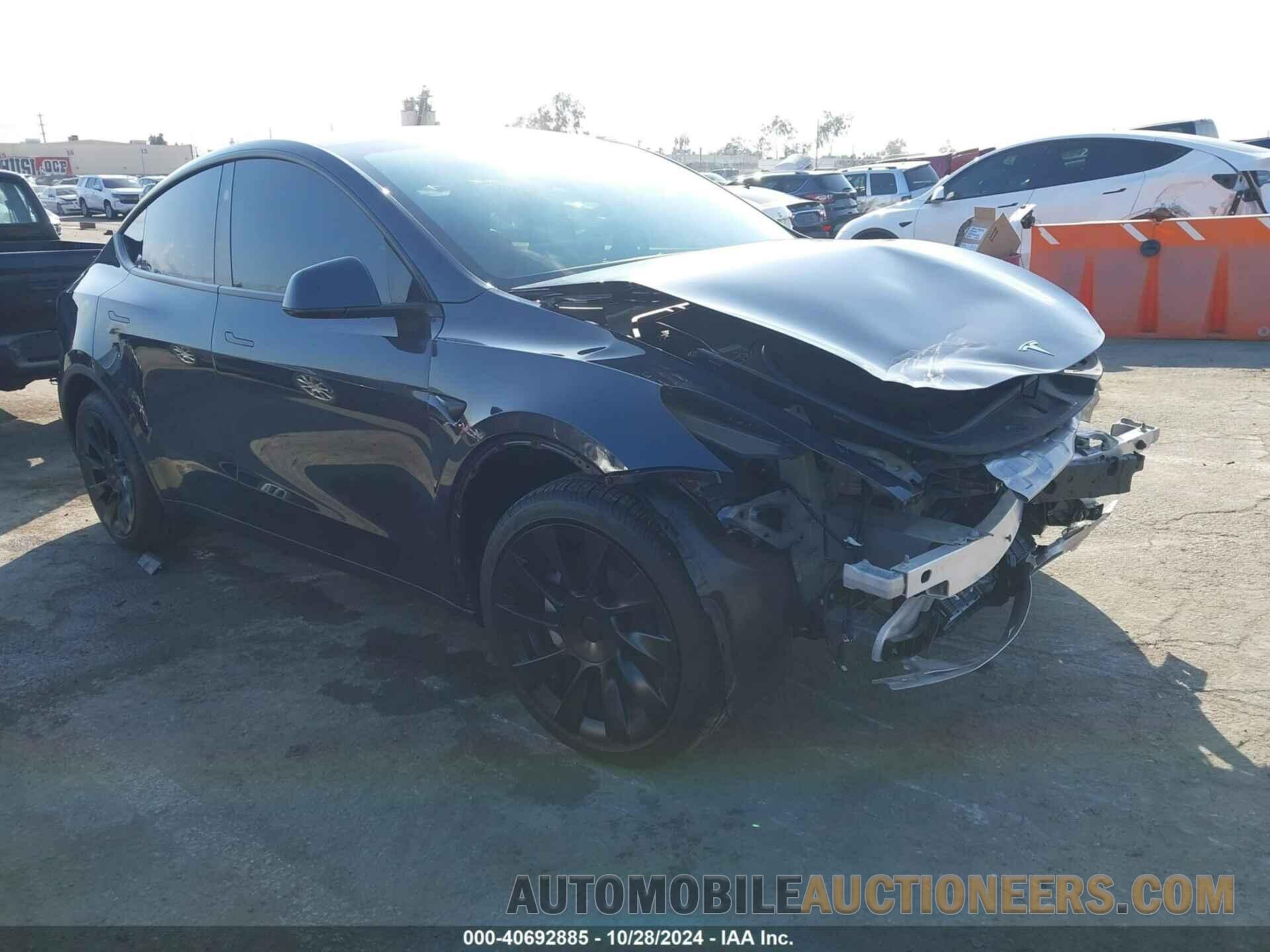 7SAYGDEE1RF006014 TESLA MODEL Y 2024