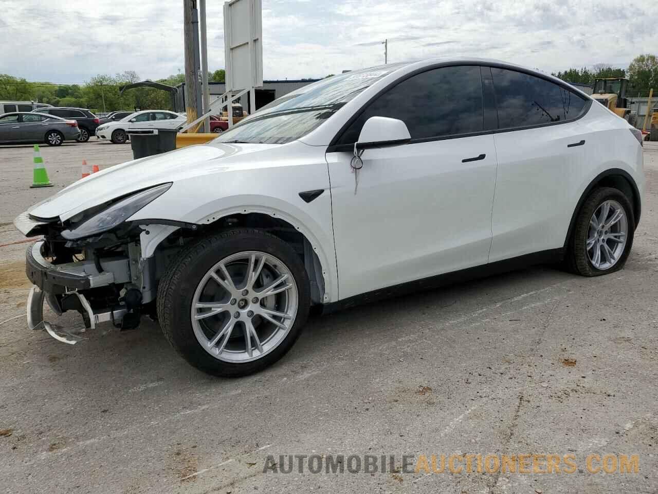 7SAYGDEE1RF007762 TESLA MODEL Y 2024