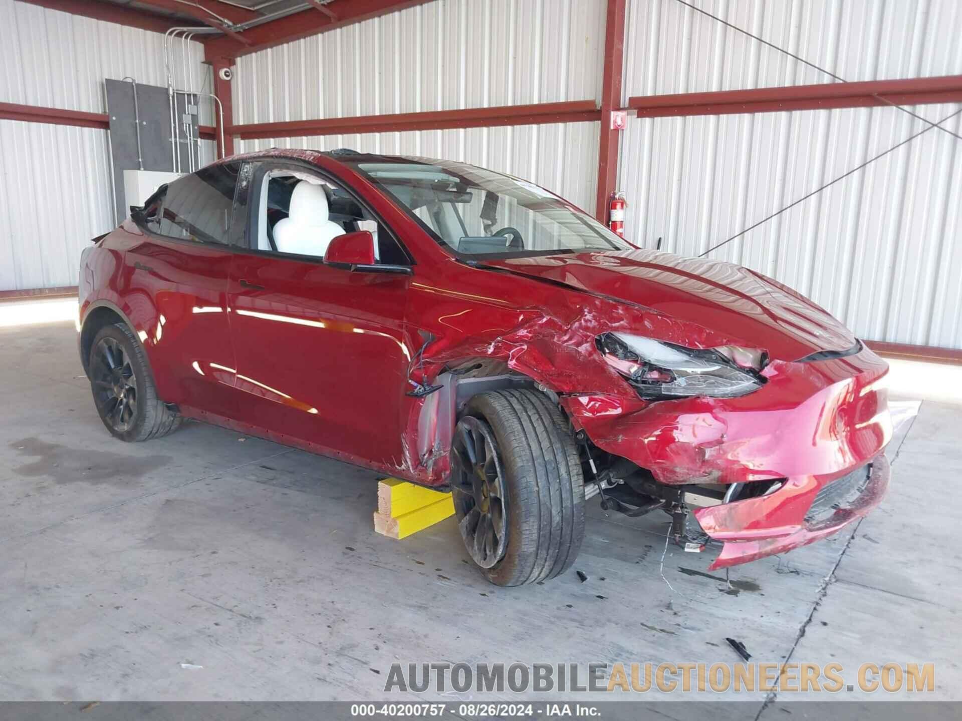 7SAYGDEE1RF011312 TESLA MODEL Y 2024