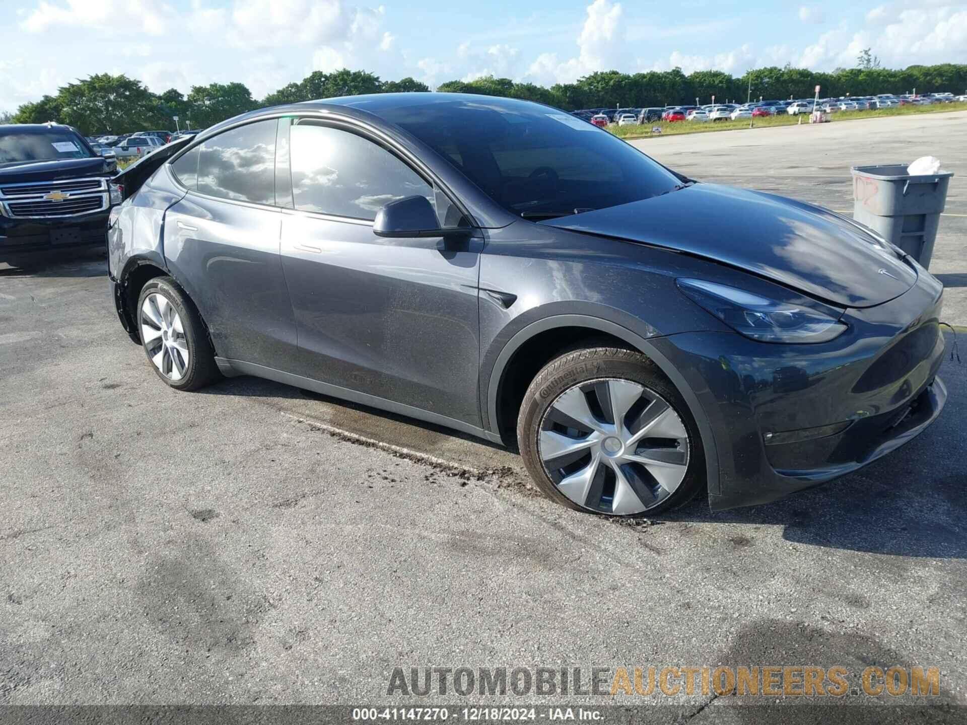 7SAYGDEE1RF035089 TESLA MODEL Y 2024