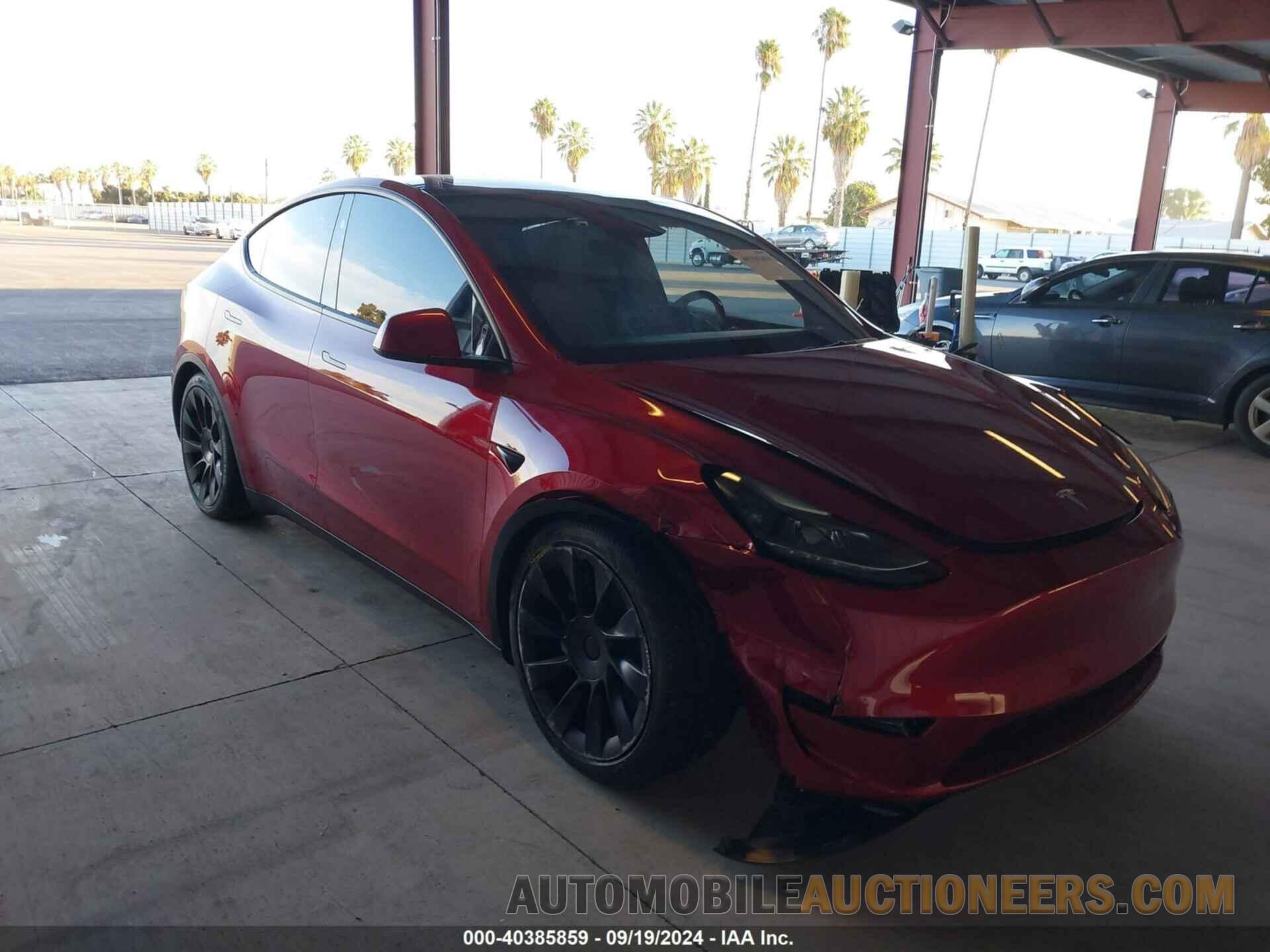 7SAYGDEE1RF072739 TESLA MODEL Y 2024