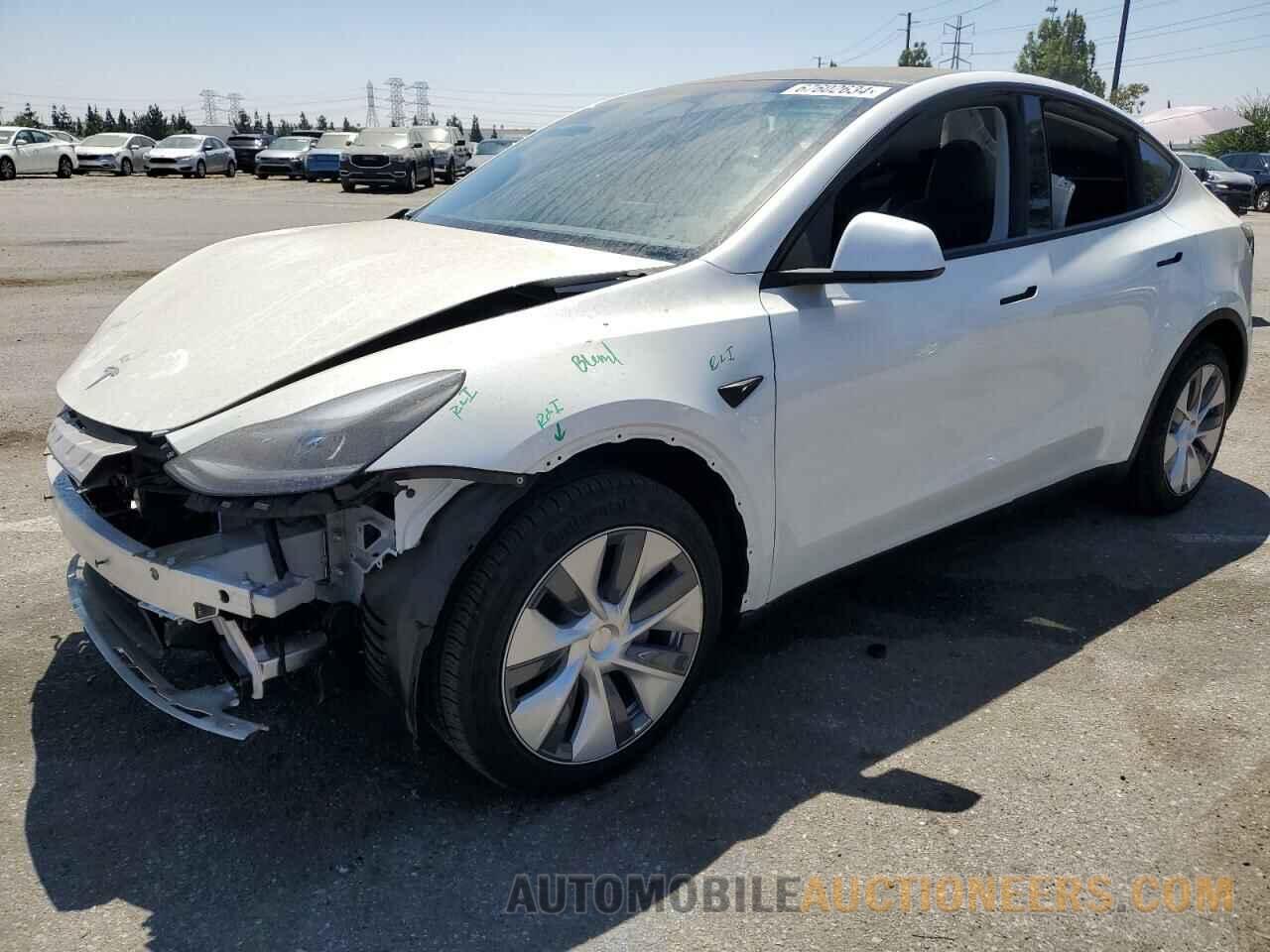 7SAYGDEE1RF082428 TESLA MODEL Y 2024