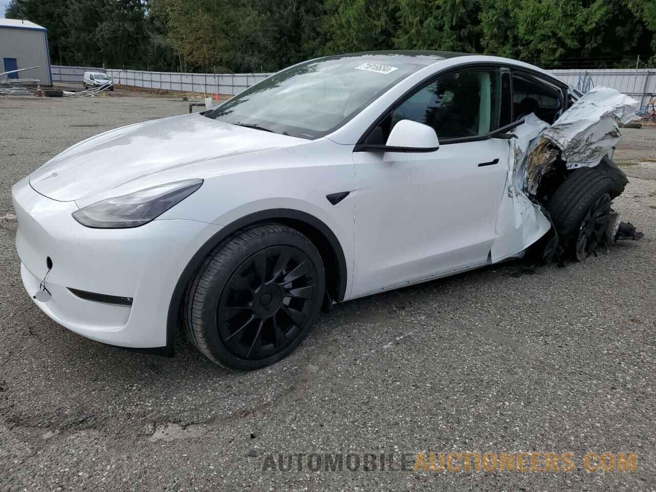 7SAYGDEE1RF083241 TESLA MODEL Y 2024