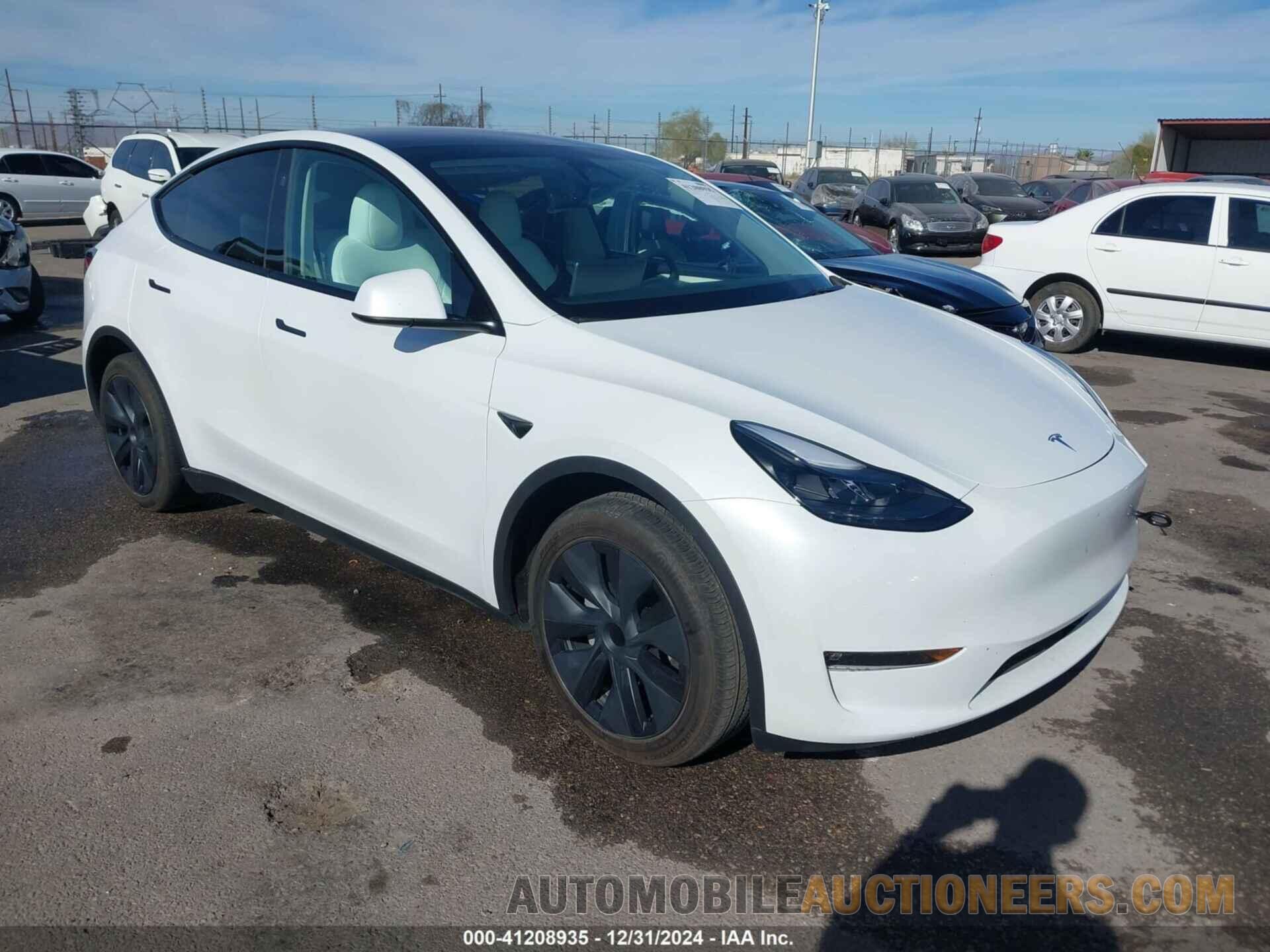 7SAYGDEE1RF150937 TESLA MODEL Y 2024