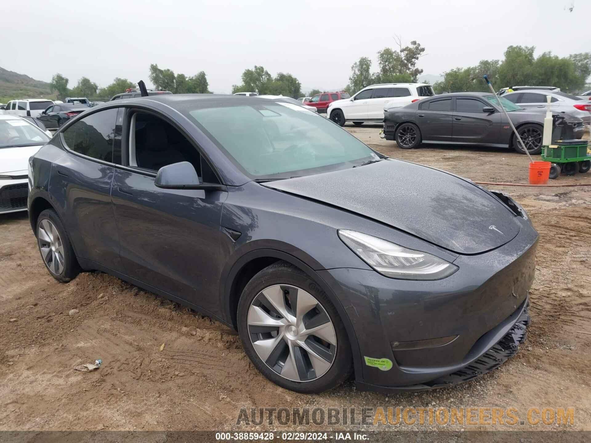 7SAYGDEE2NF320880 TESLA MODEL Y 2022