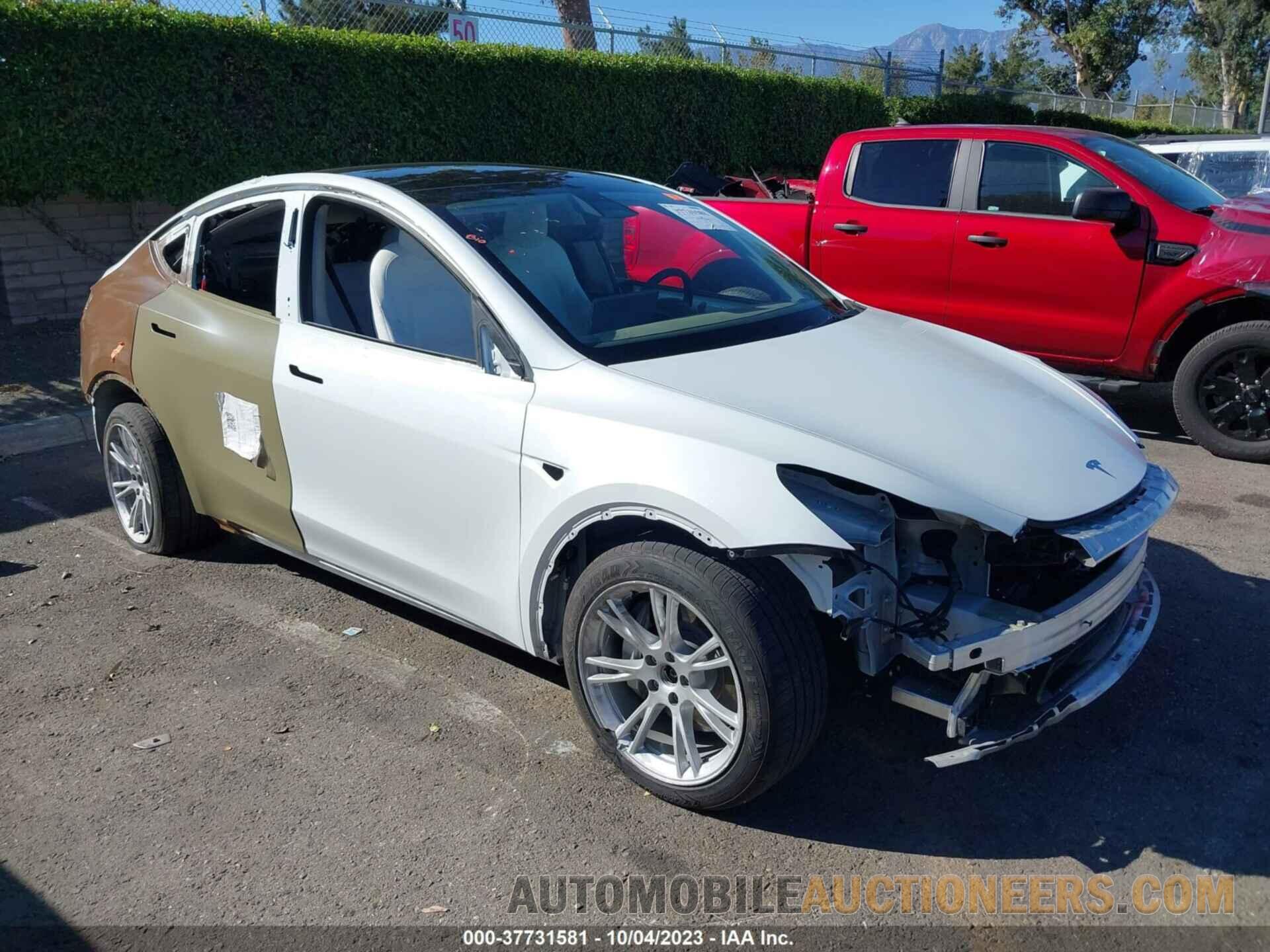 7SAYGDEE2NF360019 TESLA MODEL Y 2022