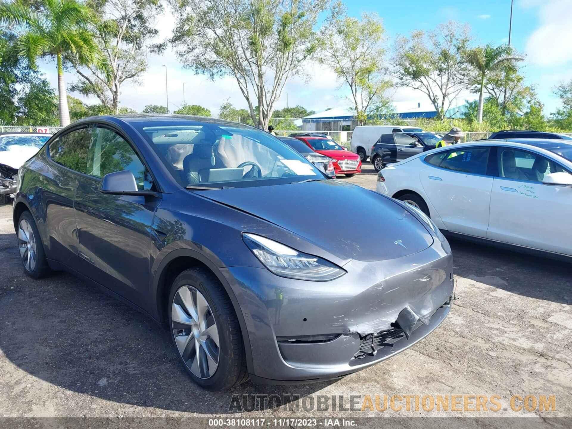 7SAYGDEE2NF394171 TESLA MODEL Y 2022