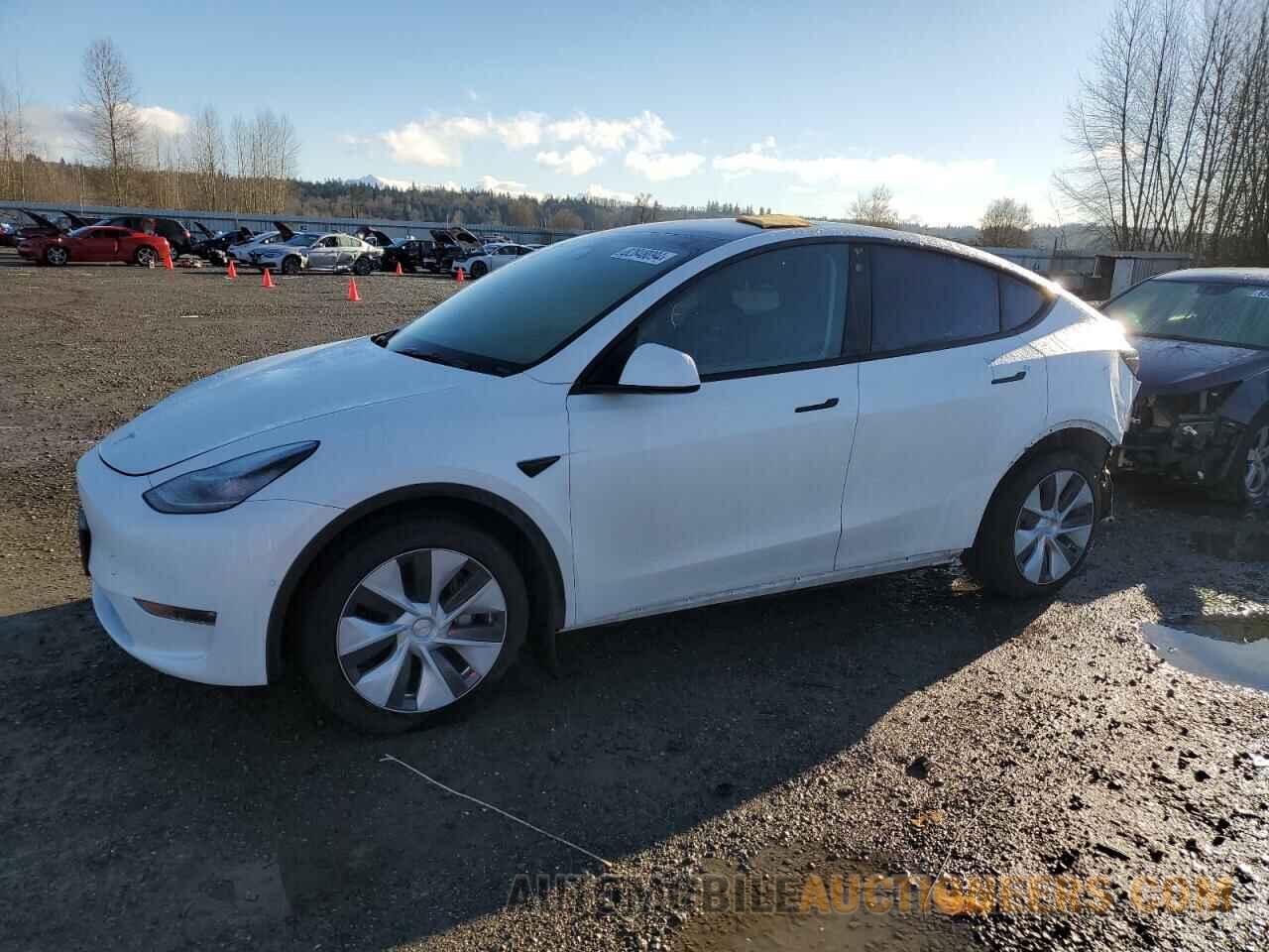 7SAYGDEE2NF458516 TESLA MODEL Y 2022