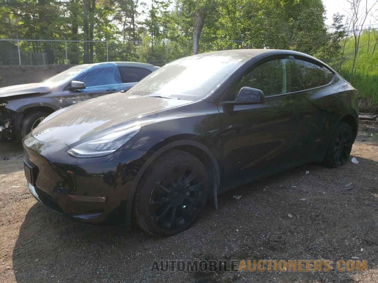 7SAYGDEE2NF576825 TESLA MODEL Y 2022