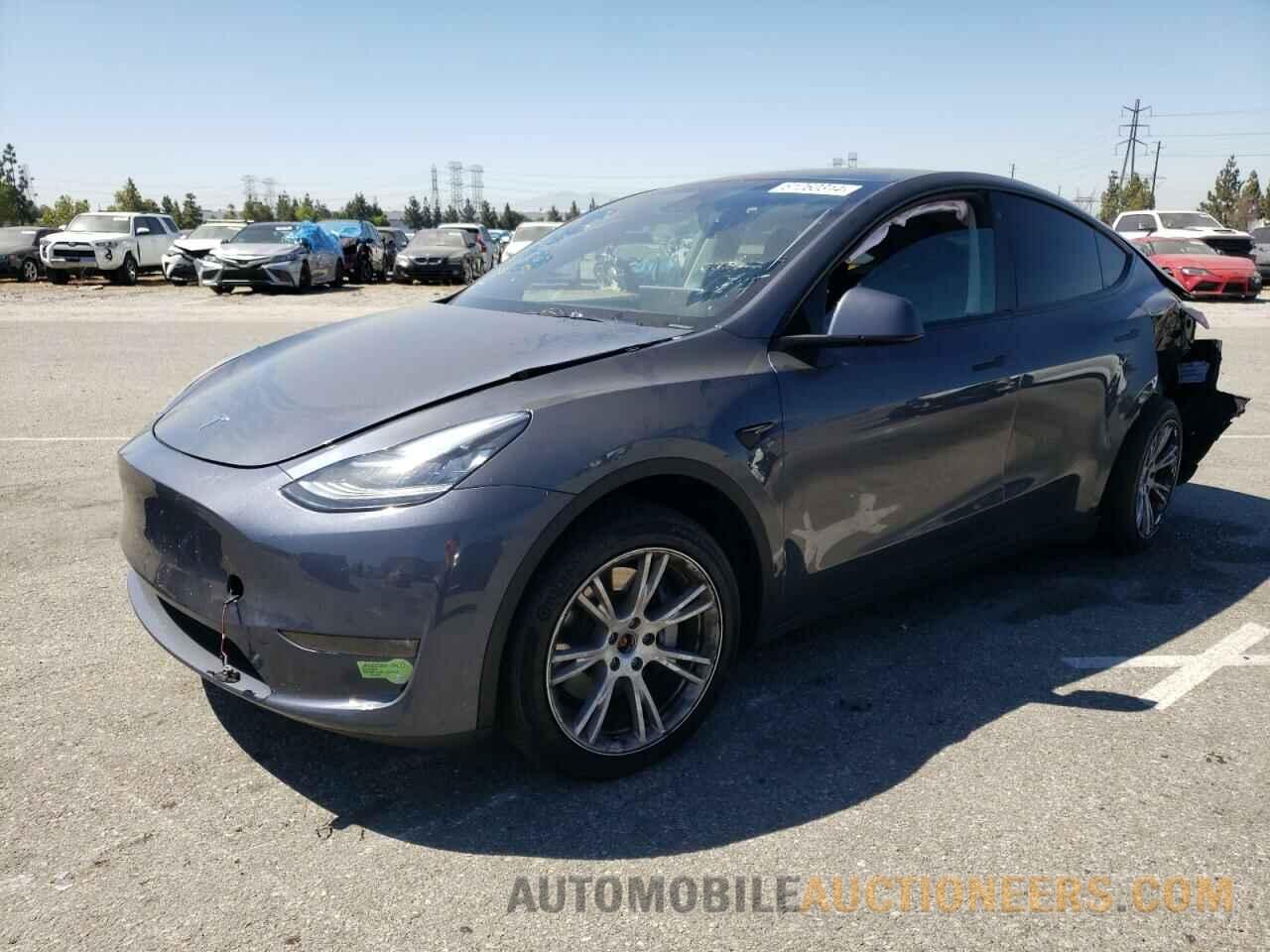 7SAYGDEE2PA074008 TESLA MODEL Y 2023