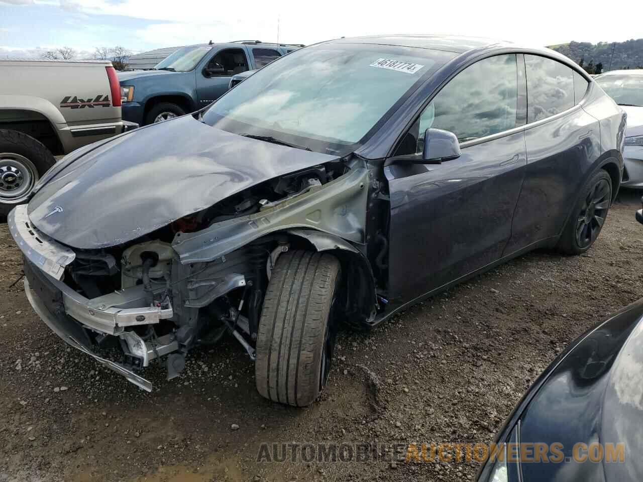 7SAYGDEE2PF831864 TESLA MODEL Y 2023