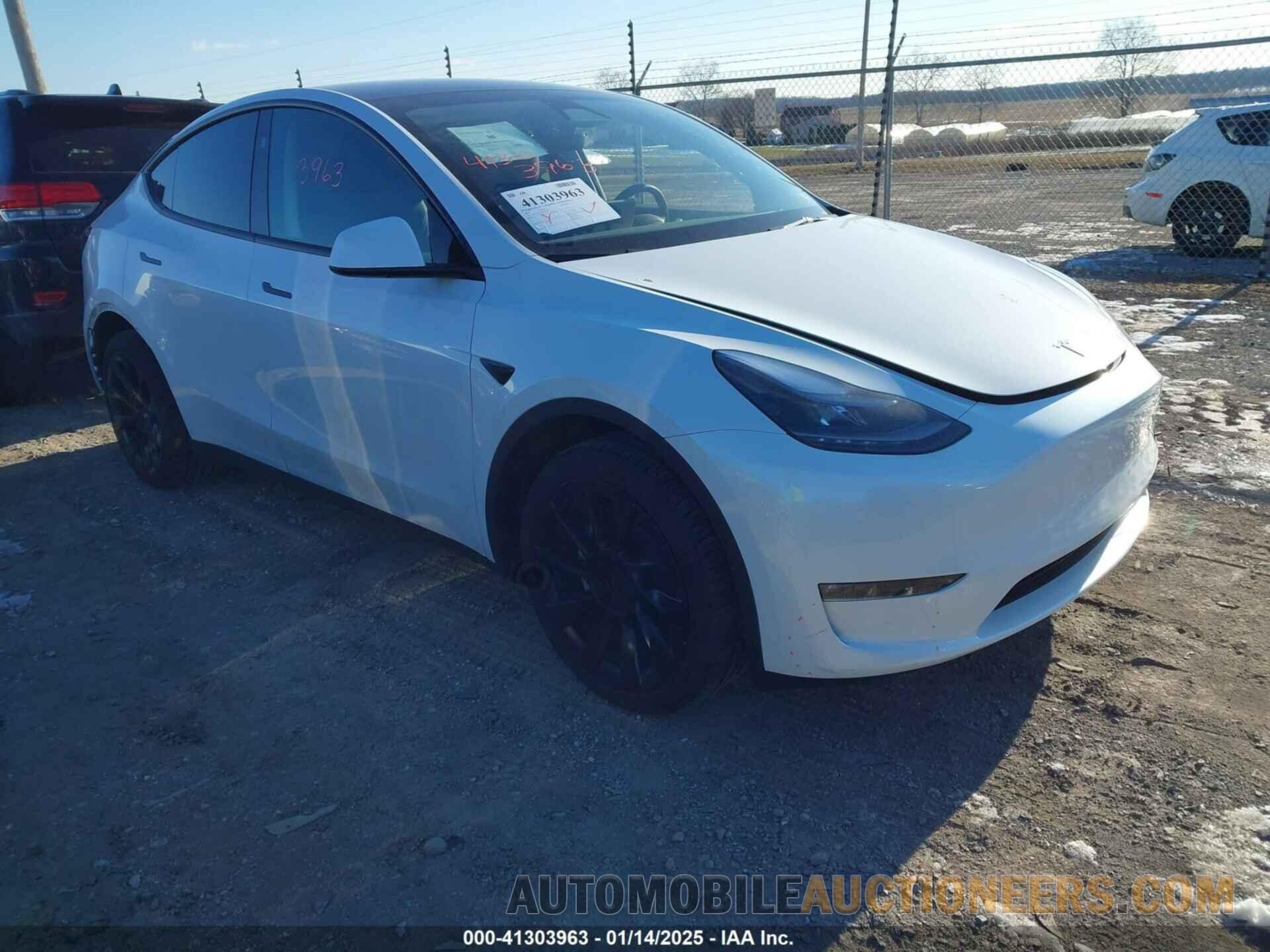 7SAYGDEE2PF855551 TESLA MODEL Y 2023