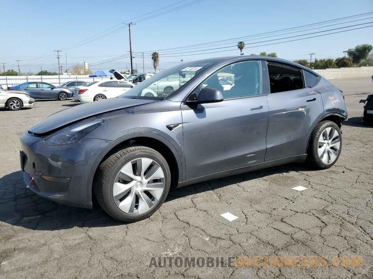 7SAYGDEE2RA216828 TESLA MODEL Y 2024