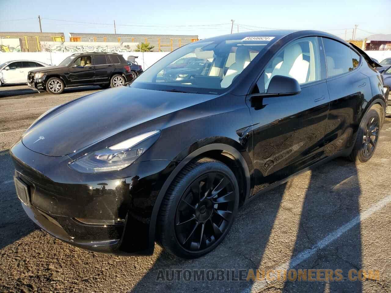 7SAYGDEE2RA234827 TESLA MODEL Y 2024