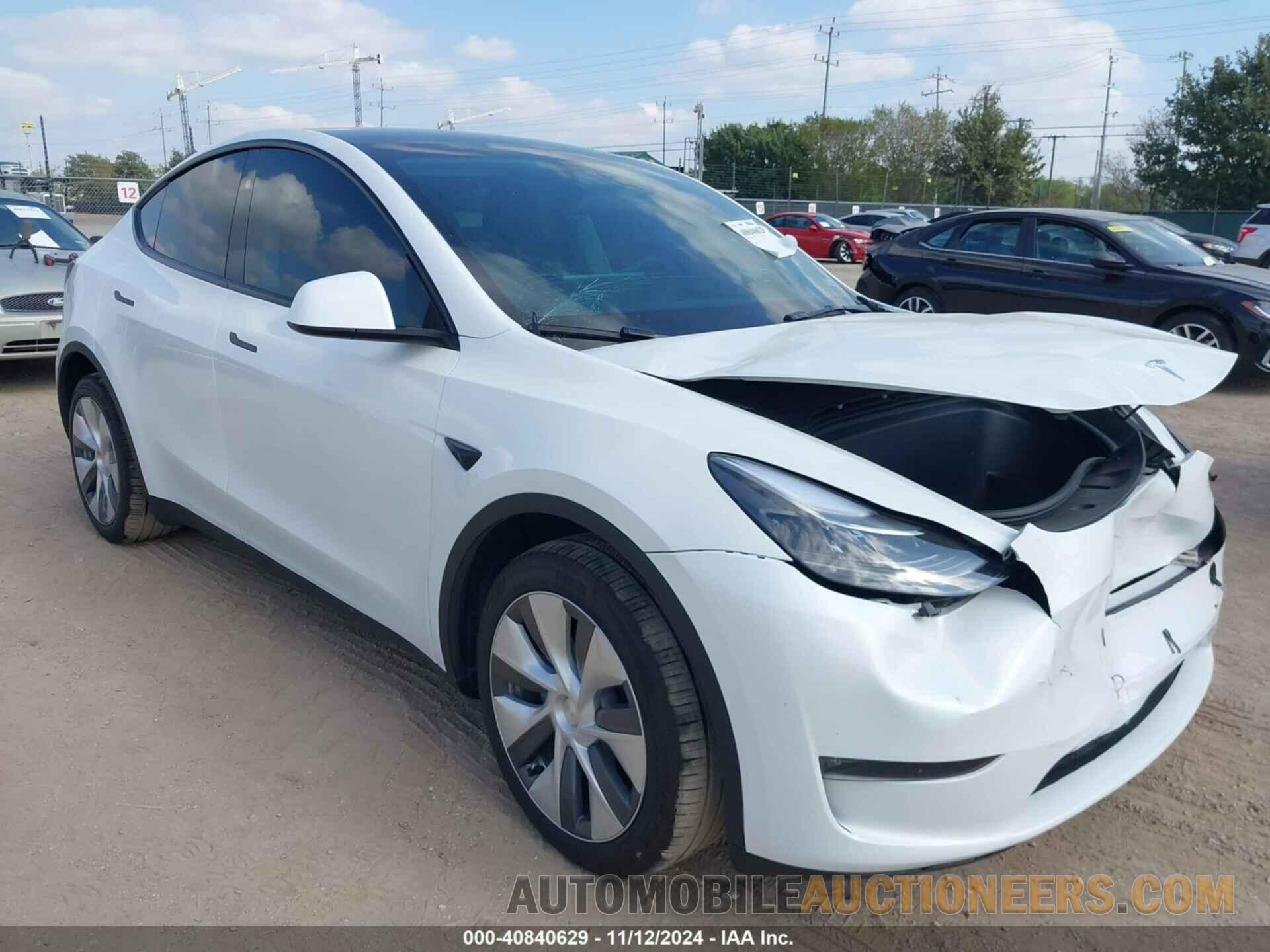 7SAYGDEE2RA255743 TESLA MODEL Y 2024