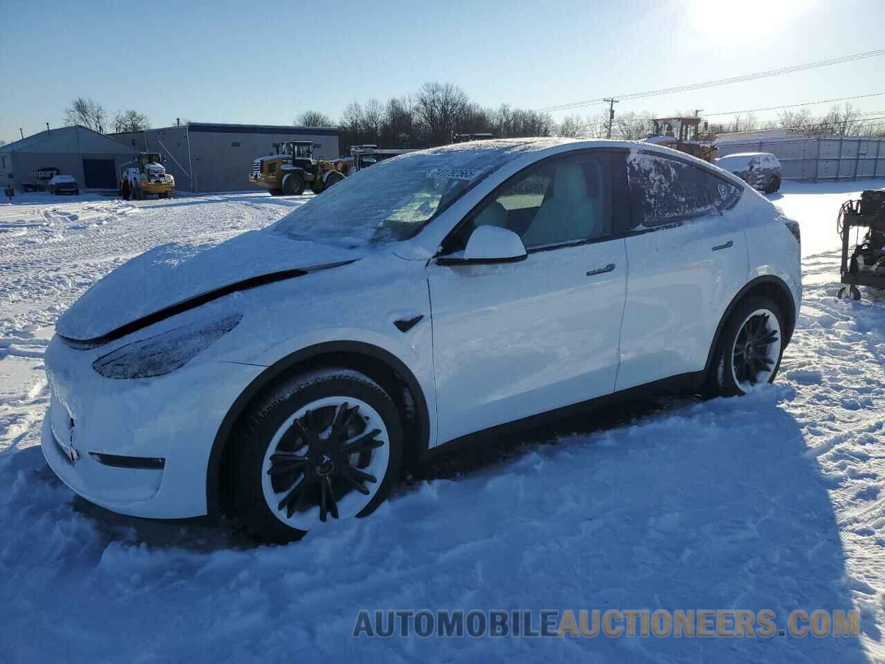 7SAYGDEE2RA258917 TESLA MODEL Y 2024