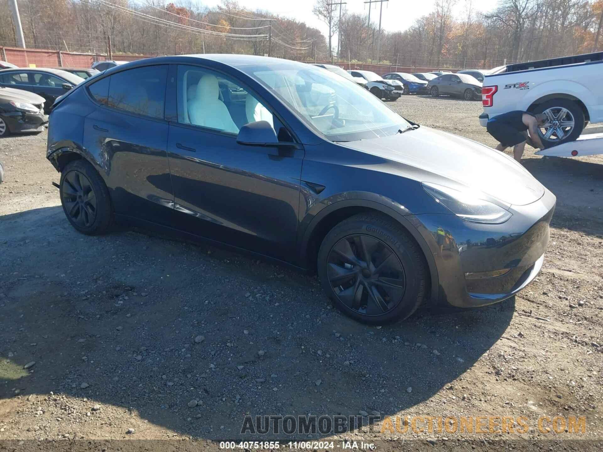 7SAYGDEE2RA328898 TESLA MODEL Y 2024