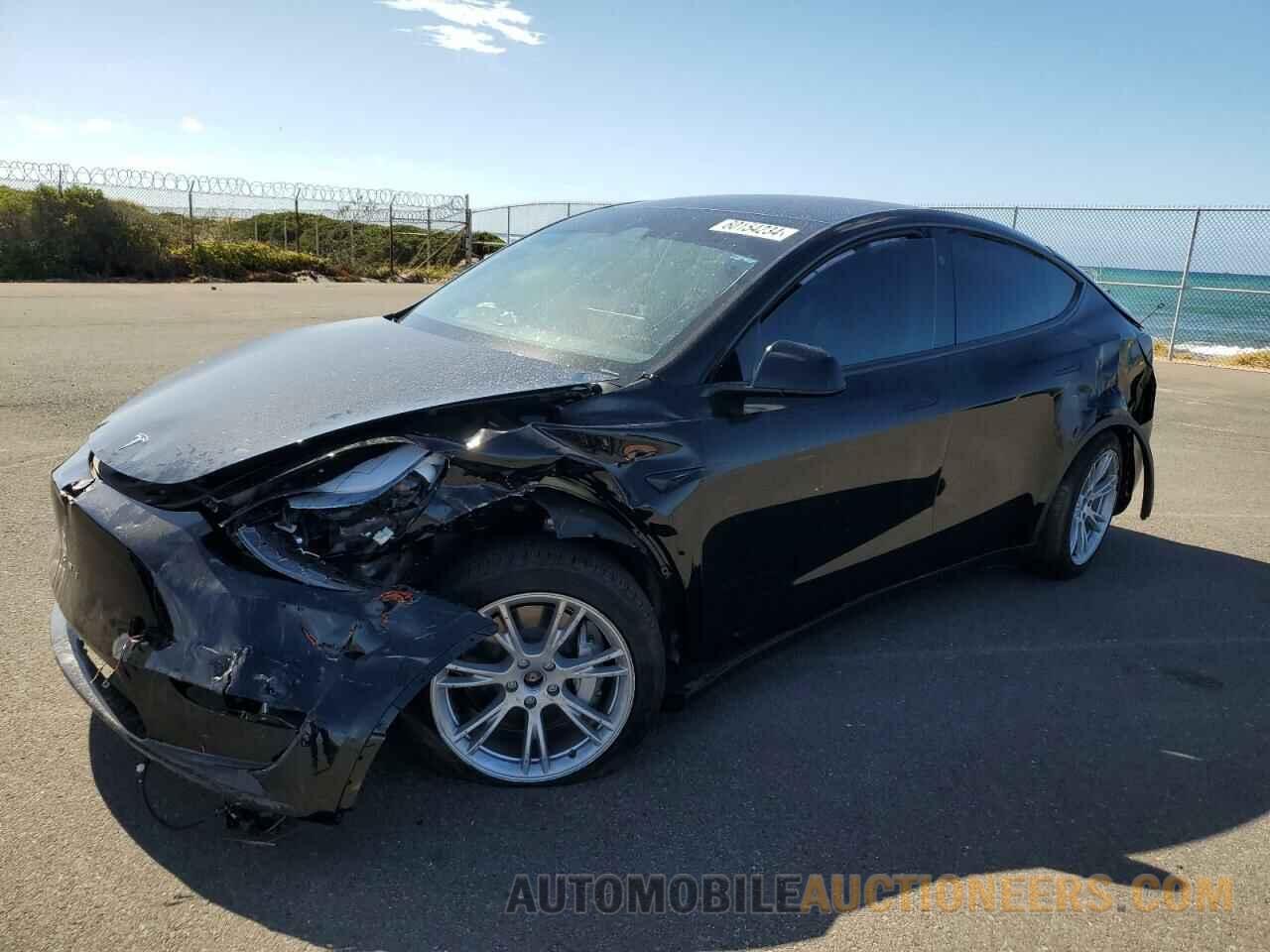 7SAYGDEE2RF004613 TESLA MODEL Y 2024