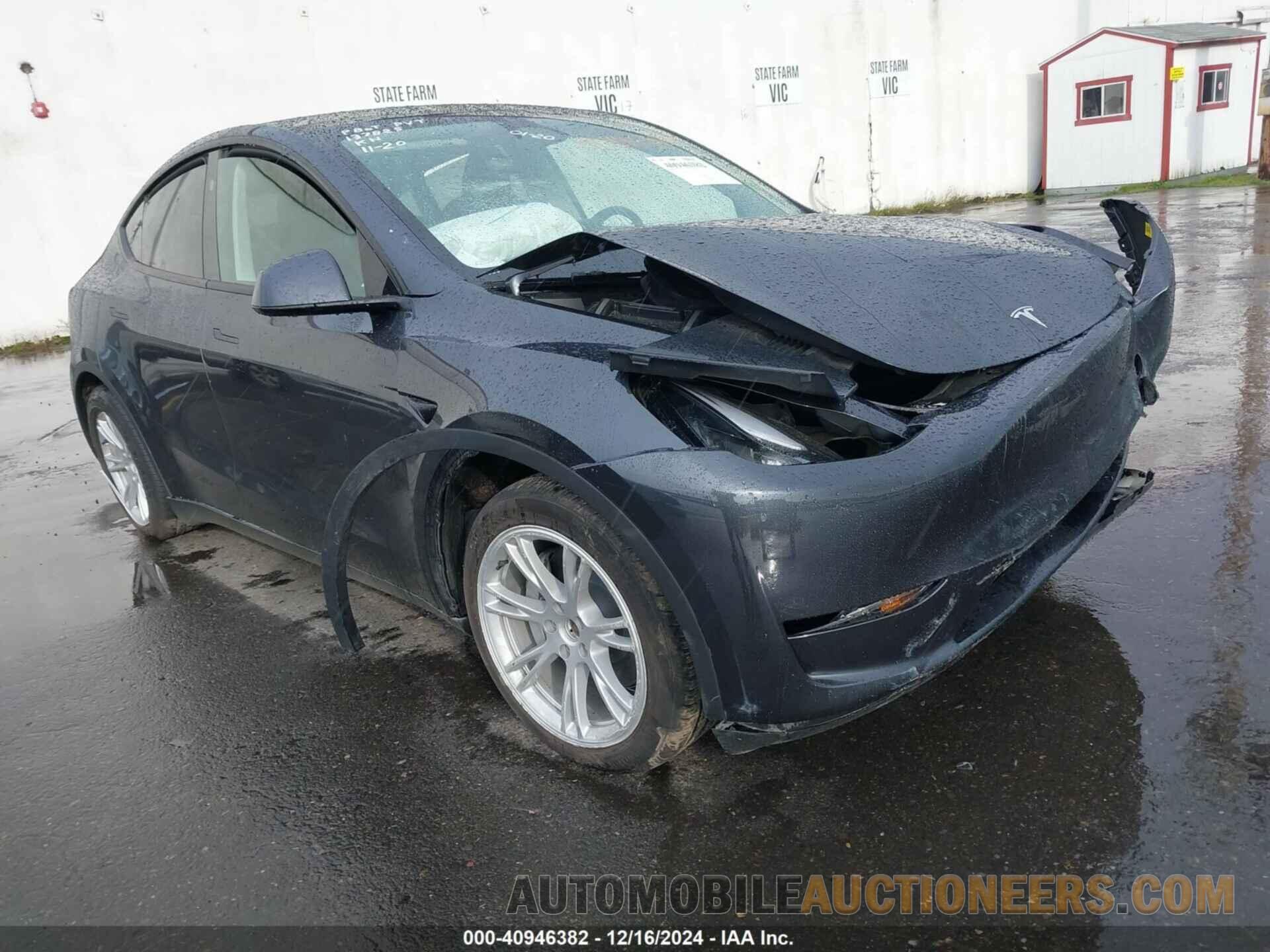 7SAYGDEE2RF073043 TESLA MODEL Y 2024