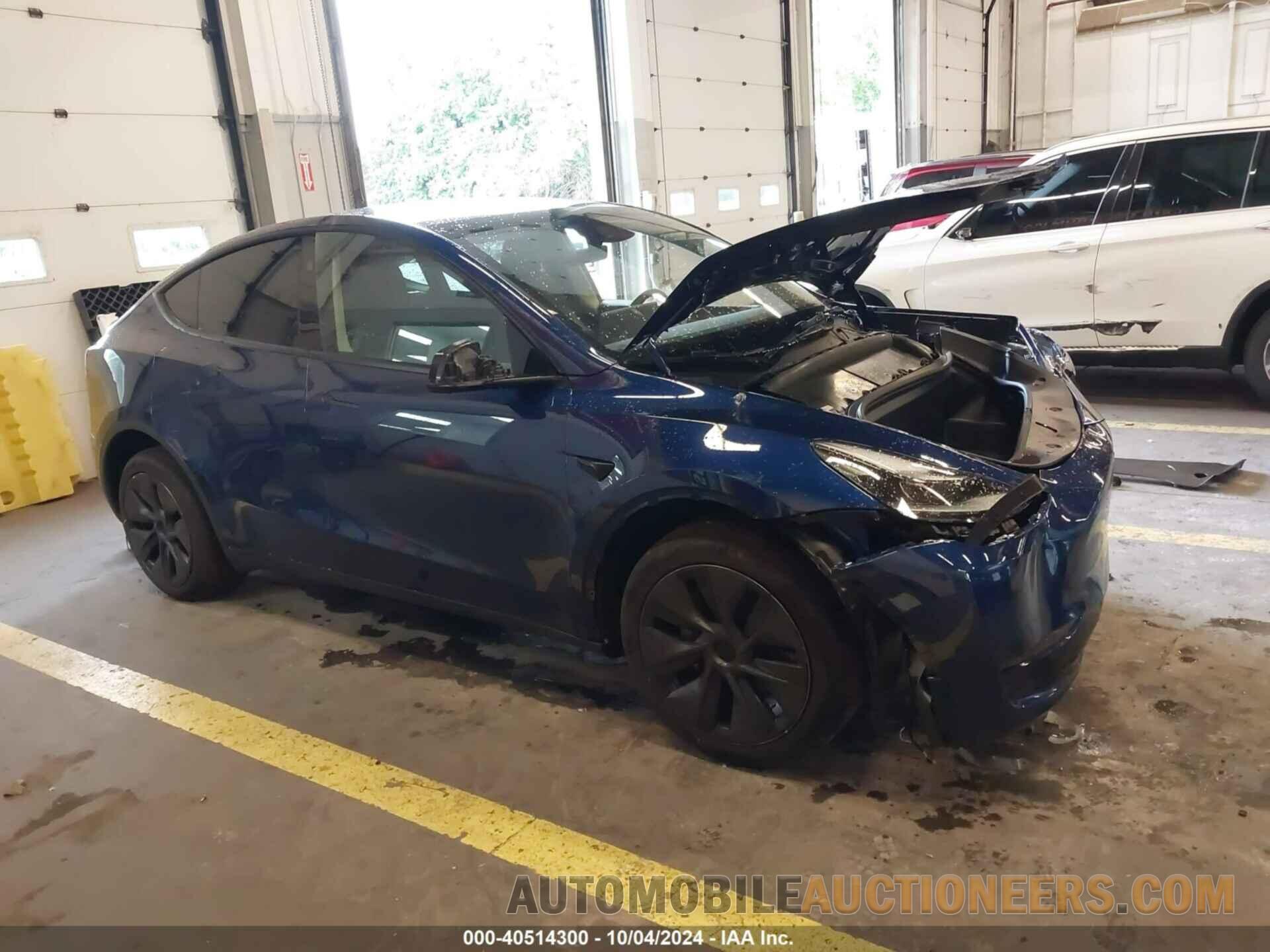 7SAYGDEE2RF193487 TESLA MODEL Y 2024