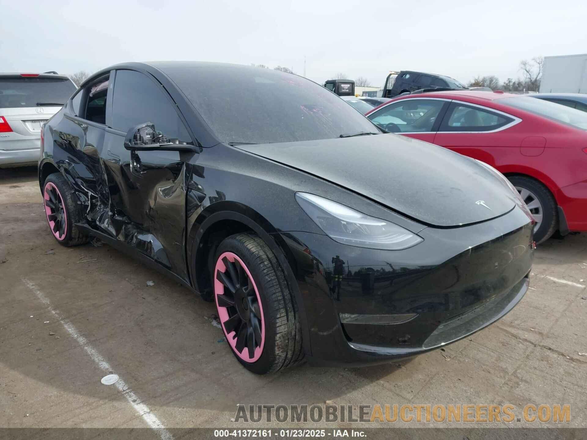 7SAYGDEE2SA351944 TESLA MODEL Y 2025